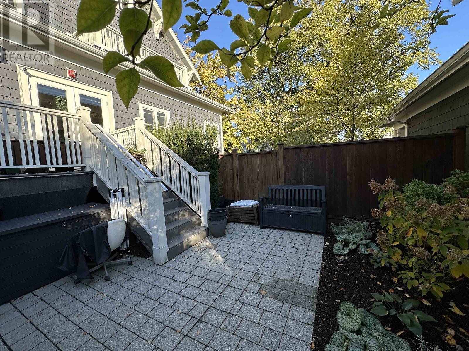 3217 Columbia Street, Vancouver, British Columbia  V5Y 3G7 - Photo 7 - R2825390