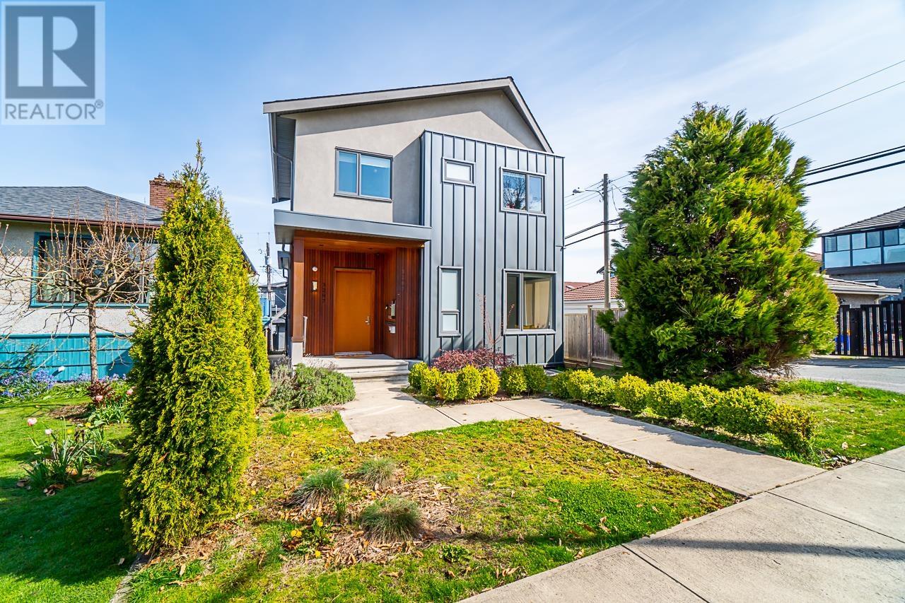 3287 E 18th Avenue, Vancouver, British Columbia  V5M 2R8 - Photo 2 - R2810460