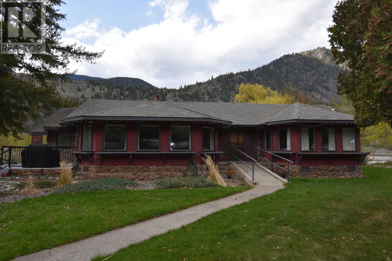 4354 HWY 3 Unit# 59 Keremeos