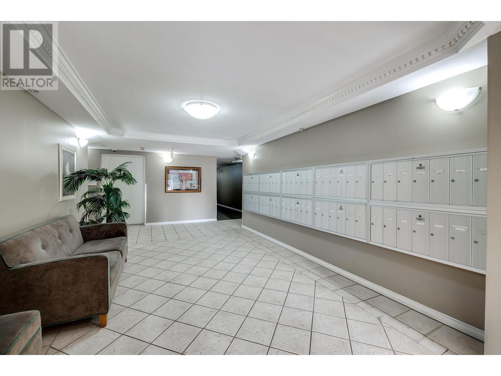 111 22255 122 Avenue, Maple Ridge, British Columbia  V2X 3X8 - Photo 4 - R2828018