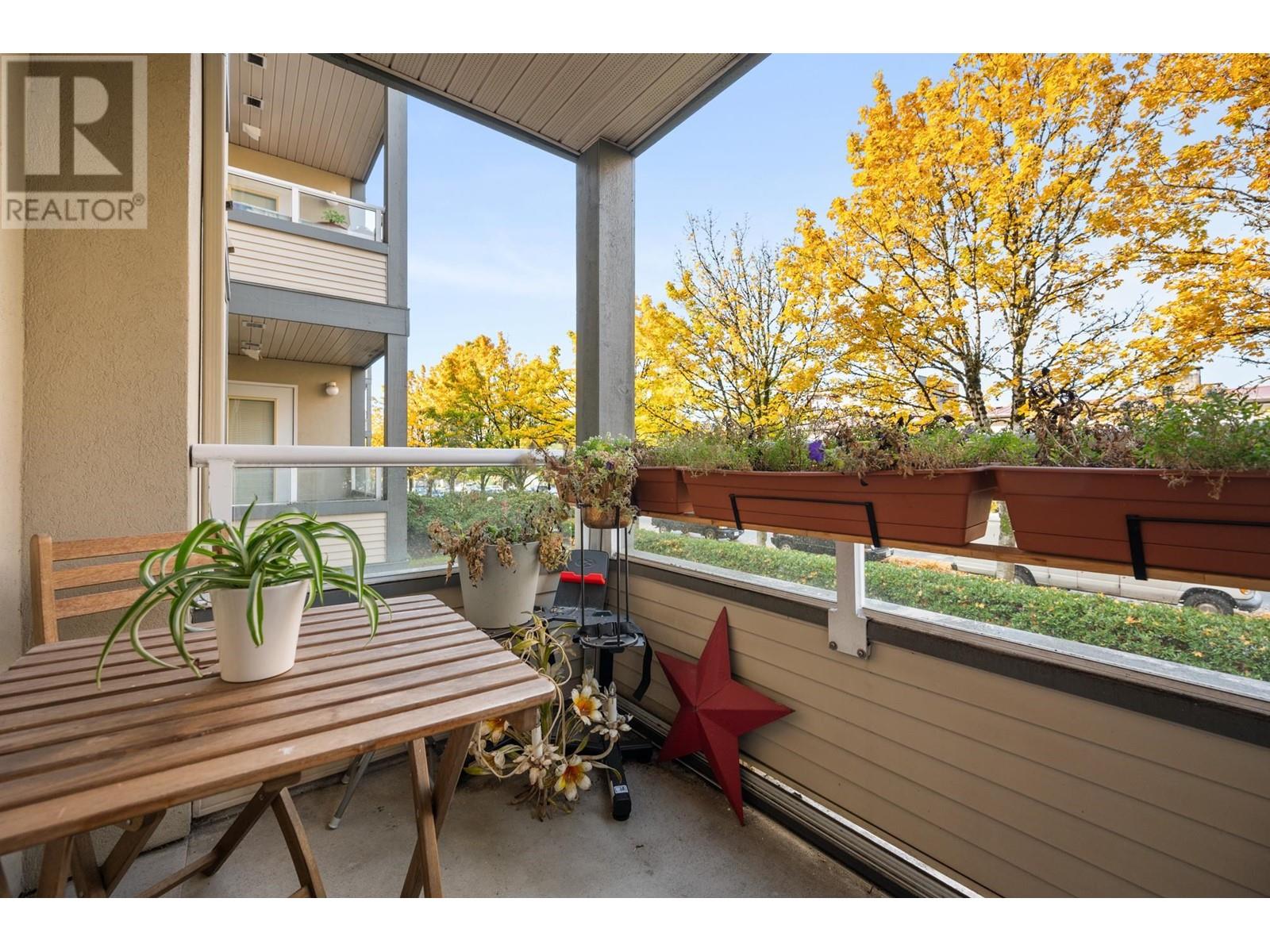 203 4990 Mcgeer Street, Vancouver, British Columbia  V5R 6C1 - Photo 11 - R2828097