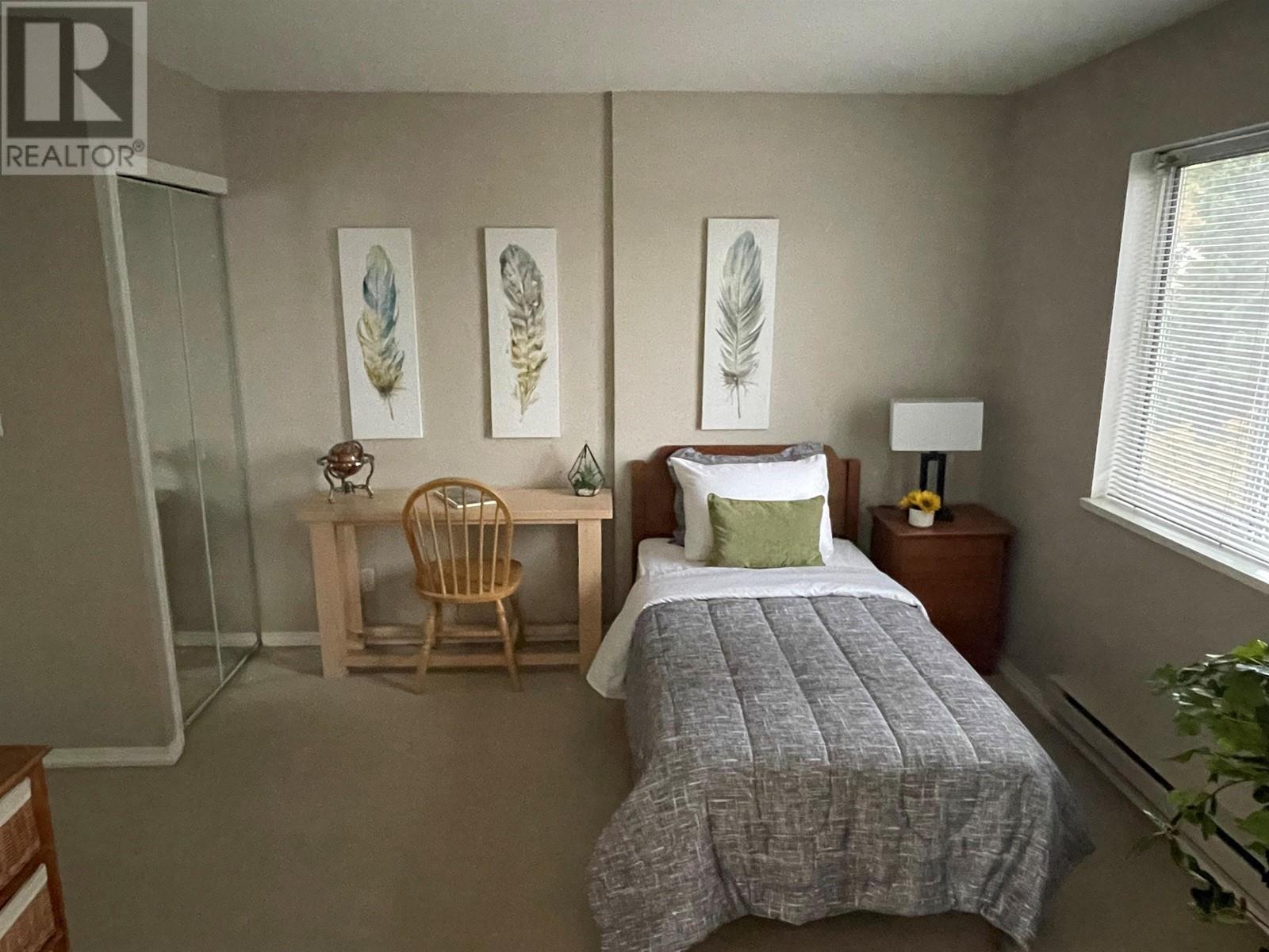 306 5565 Barker Avenue, Burnaby, British Columbia  V5H 2N8 - Photo 10 - R2828105
