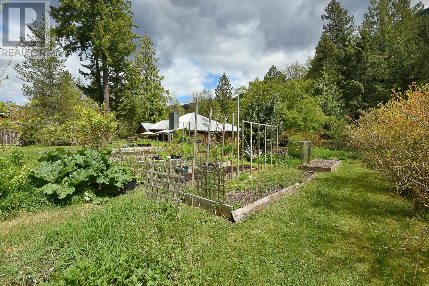 15376 Hallowell Road, Madeira Park, British Columbia  V0N 2H1 - Photo 27 - R2828077