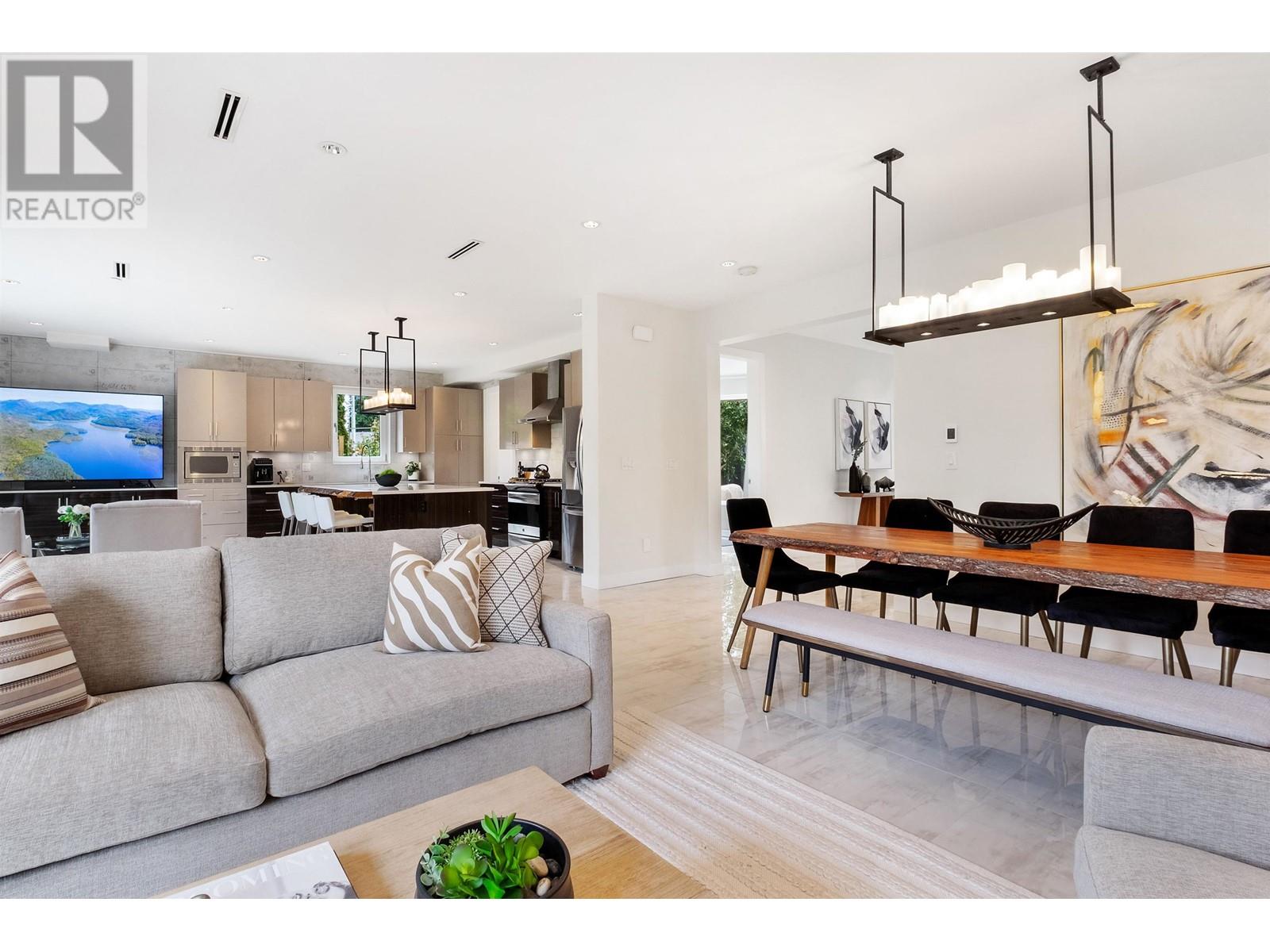 3606 Edgemont Boulevard, North Vancouver, British Columbia  V7R 2P7 - Photo 5 - R2828092