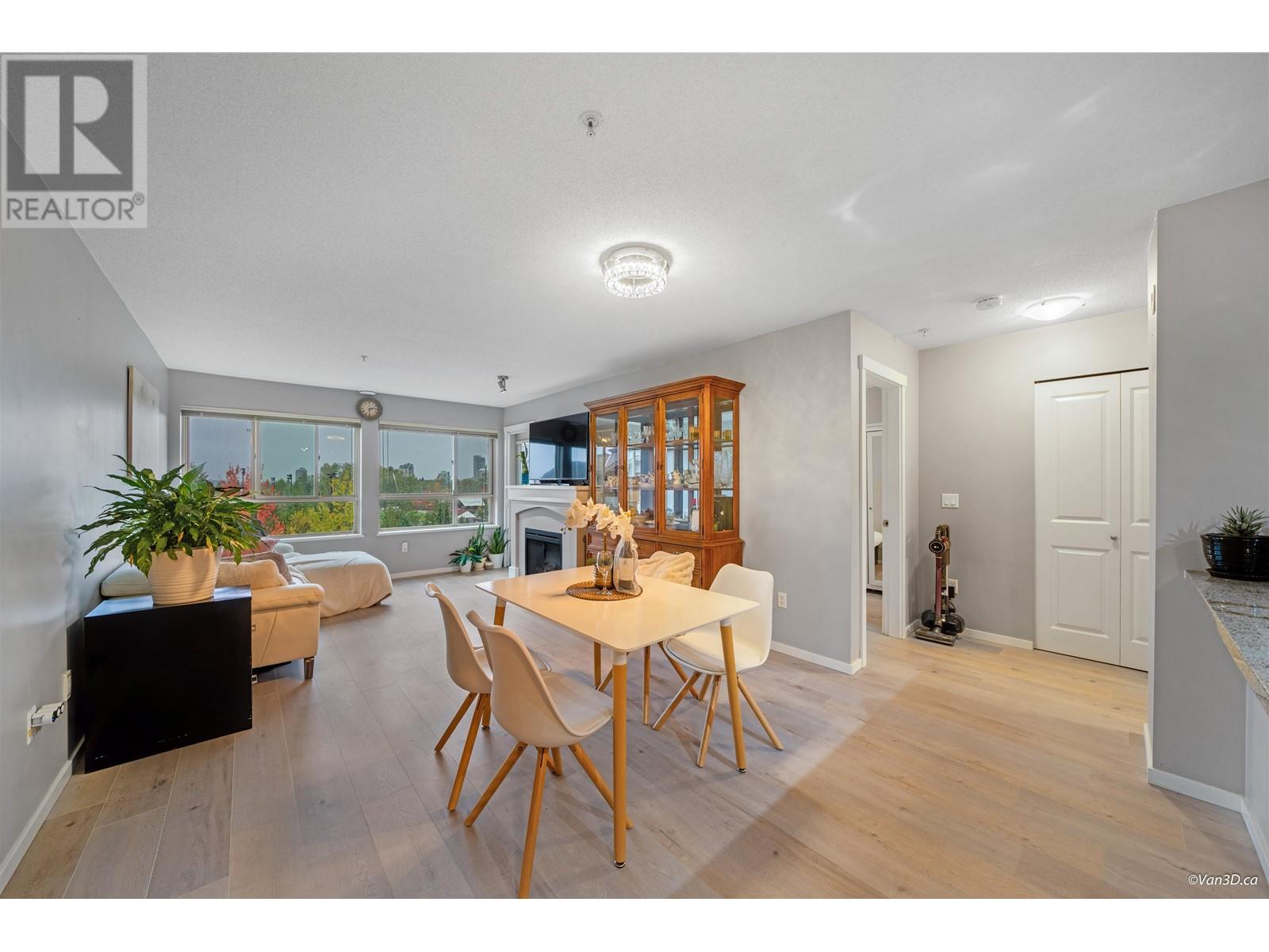 413 3132 DAYANEE SPRINGS BOULEVARD, coquitlam, British Columbia