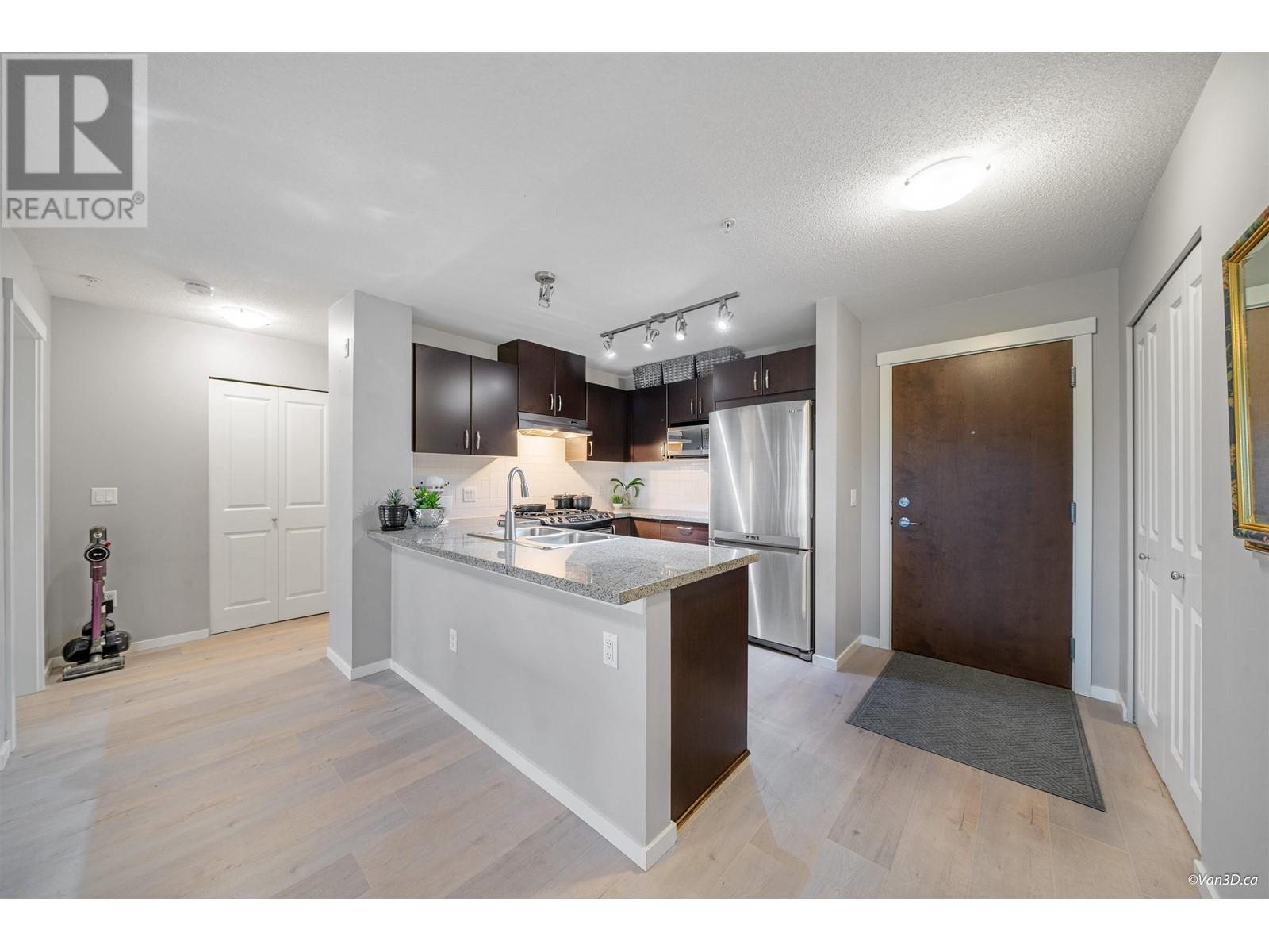 413 3132 Dayanee Springs Boulevard, Coquitlam, British Columbia  V3E 0B5 - Photo 13 - R2826910