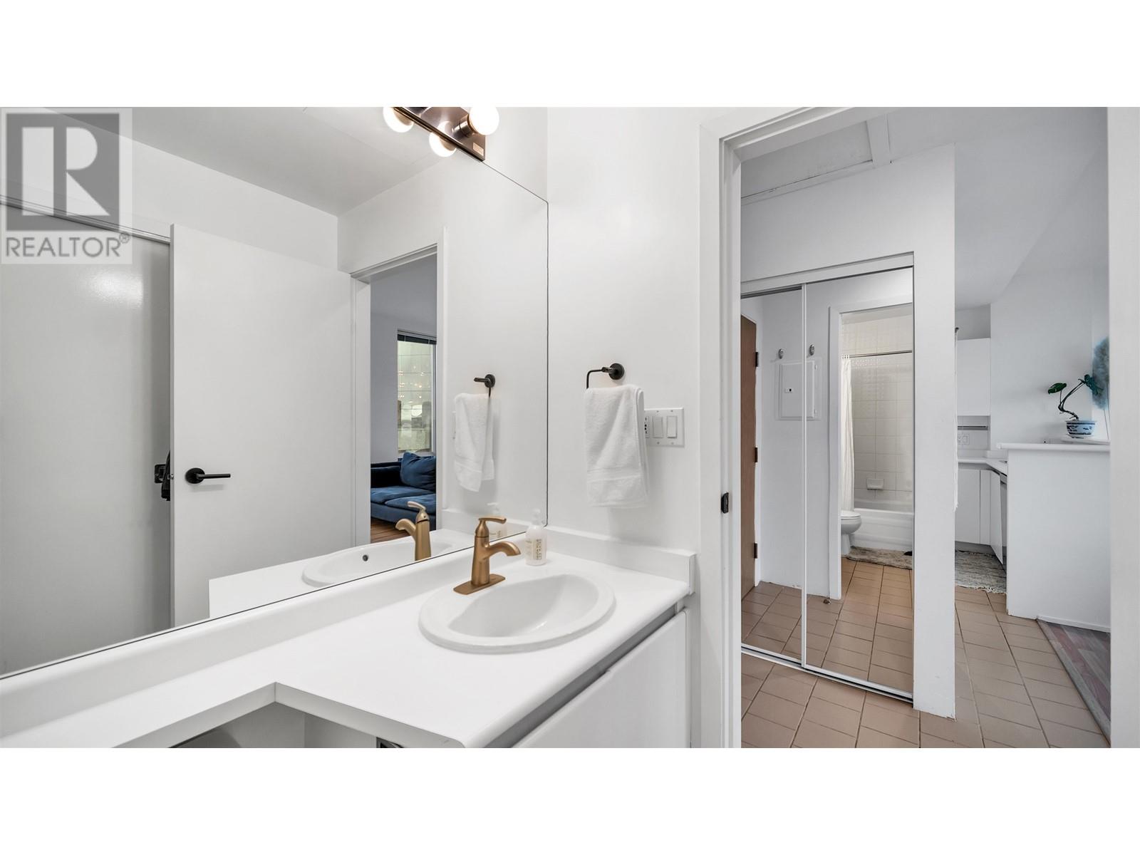 2005 989 Nelson Street, Vancouver, British Columbia  V6Z 2S1 - Photo 13 - R2826957