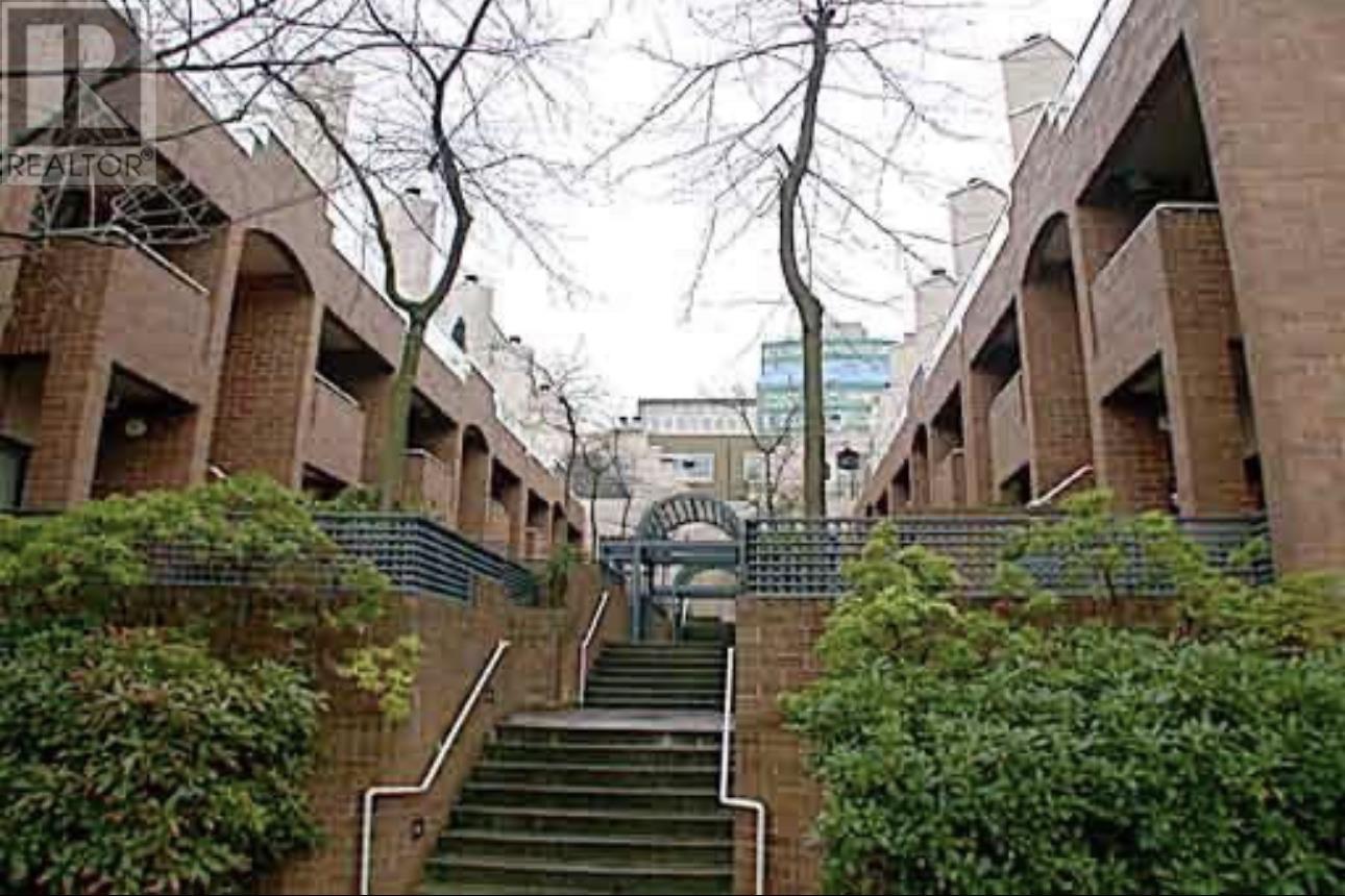 11 744 W 7TH AVENUE, vancouver, British Columbia
