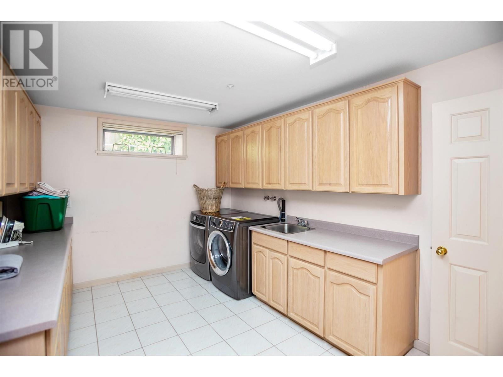 6633 Churchill Street, Vancouver, British Columbia  V6P 5B2 - Photo 22 - R2828119