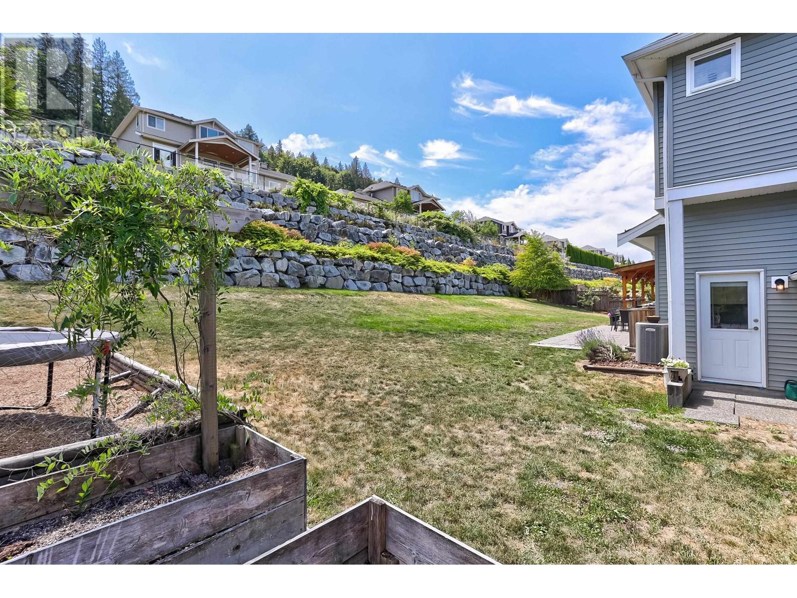 25572 Bosonworth Avenue, Maple Ridge, British Columbia  V2W 1G9 - Photo 35 - R2828145