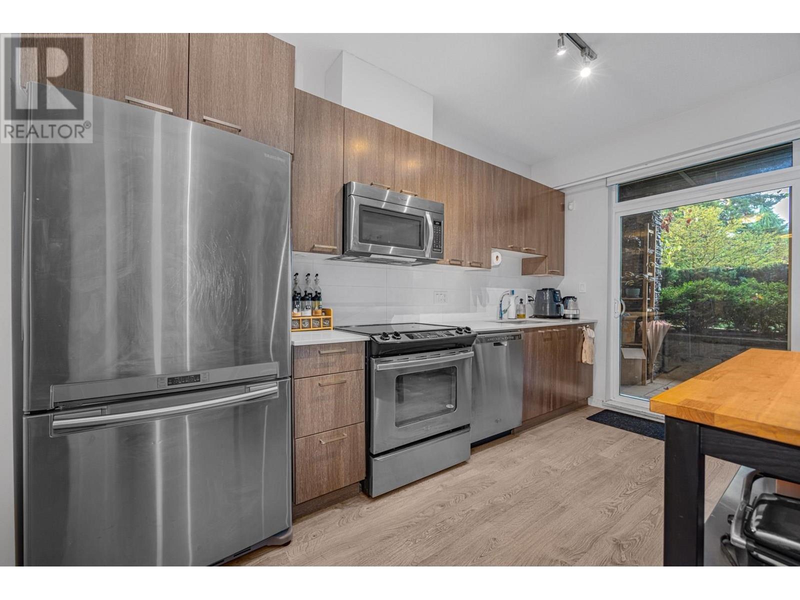 111 617 Smith Avenue, Coquitlam, British Columbia  V3J 0C3 - Photo 11 - R2827775