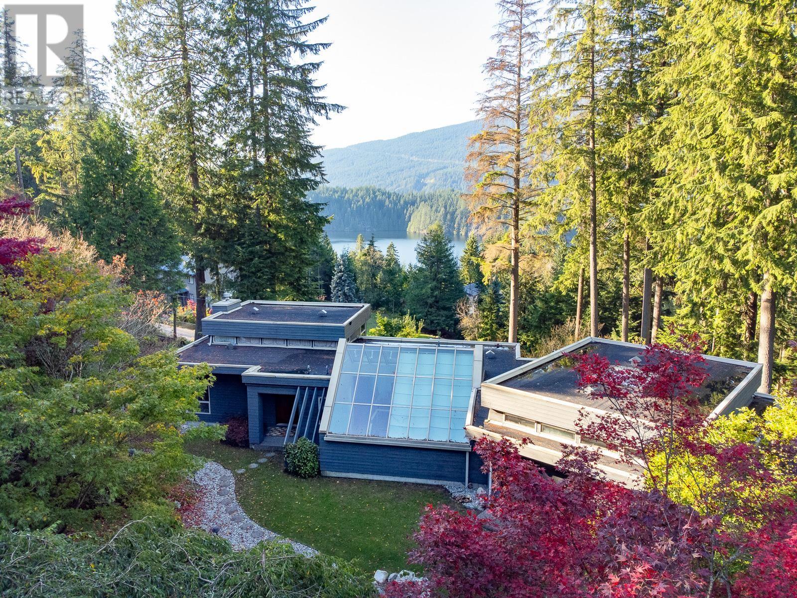 3249 Main Avenue, Port Moody, British Columbia  V3H 4R1 - Photo 2 - R2795934