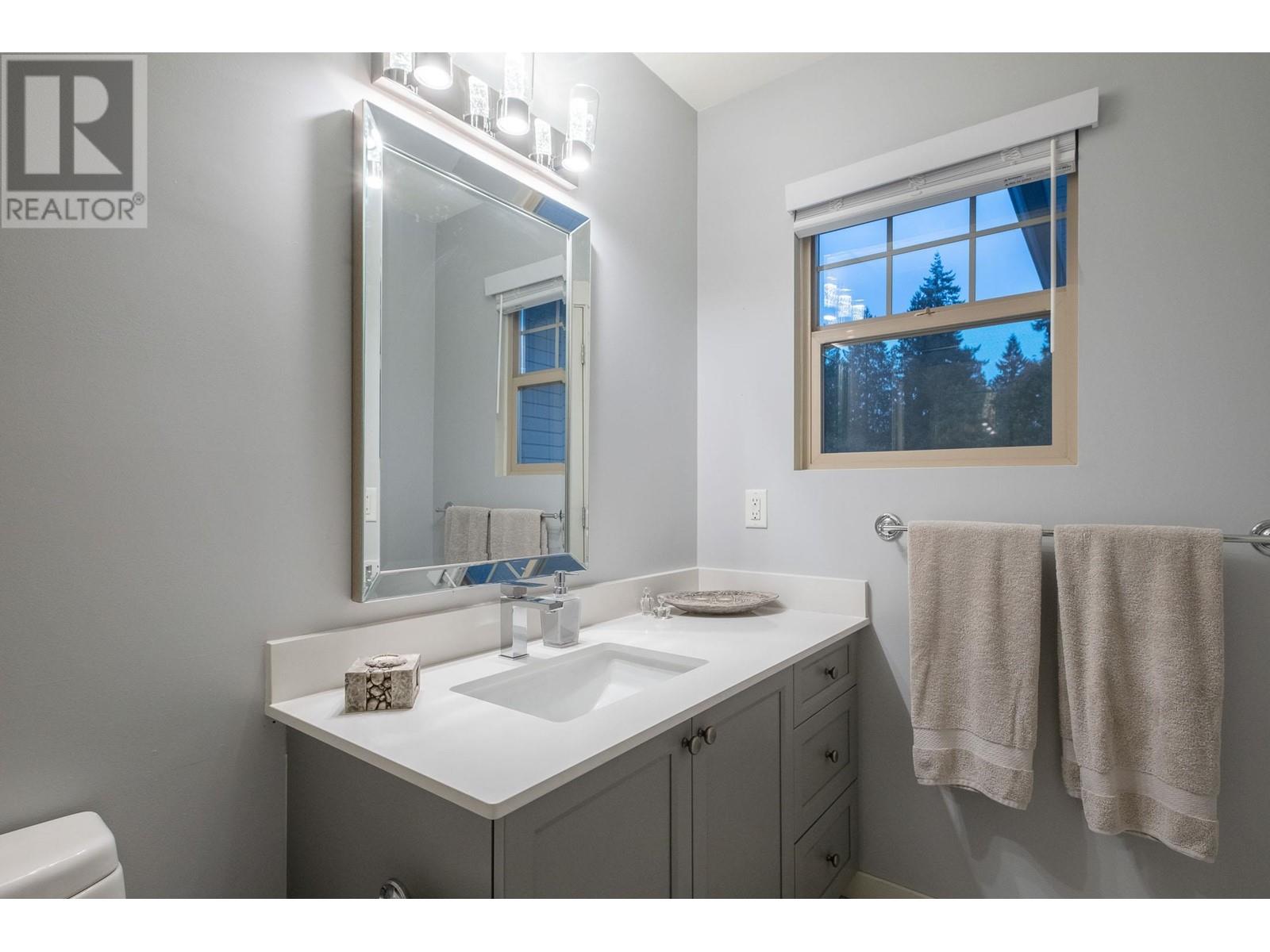 24782 Mcclure Drive, Maple Ridge, British Columbia  V2W 0A5 - Photo 23 - R2827821