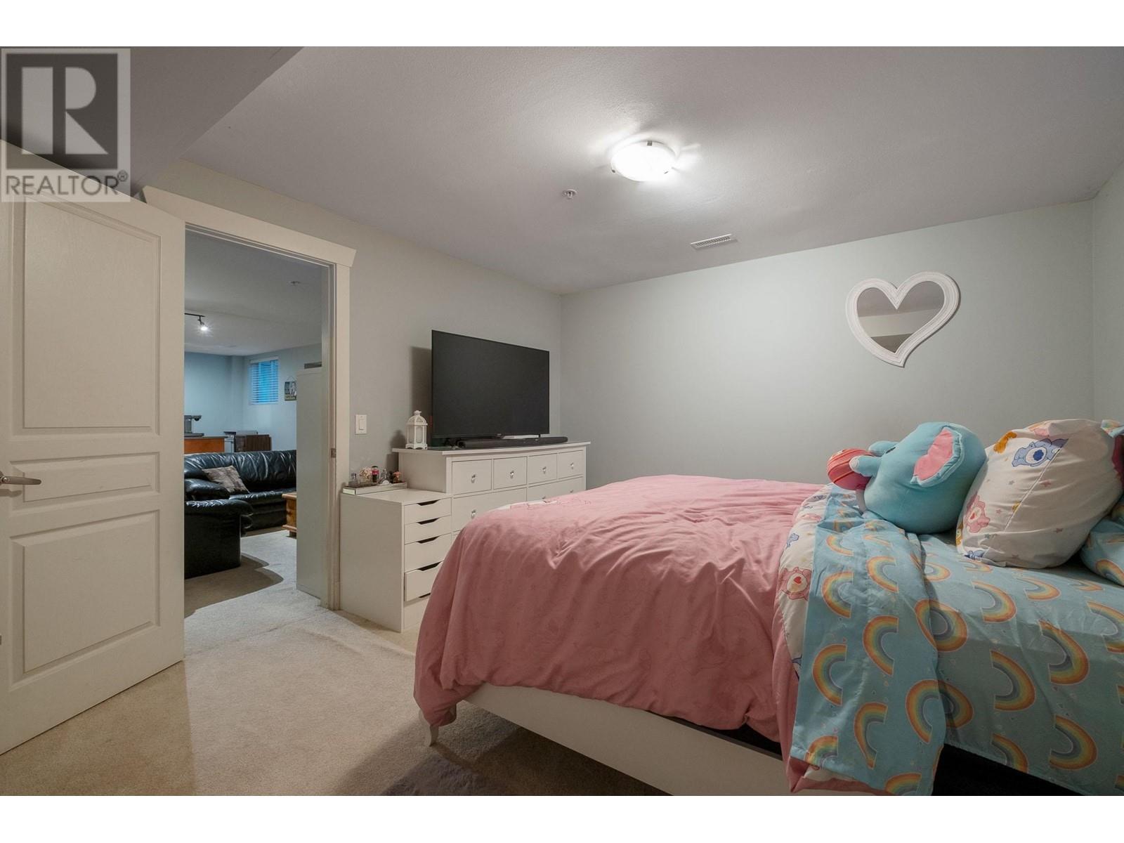 24782 Mcclure Drive, Maple Ridge, British Columbia  V2W 0A5 - Photo 32 - R2827821