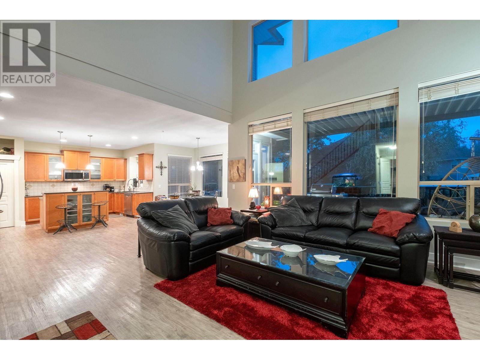 24782 Mcclure Drive, Maple Ridge, British Columbia  V2W 0A5 - Photo 8 - R2827821