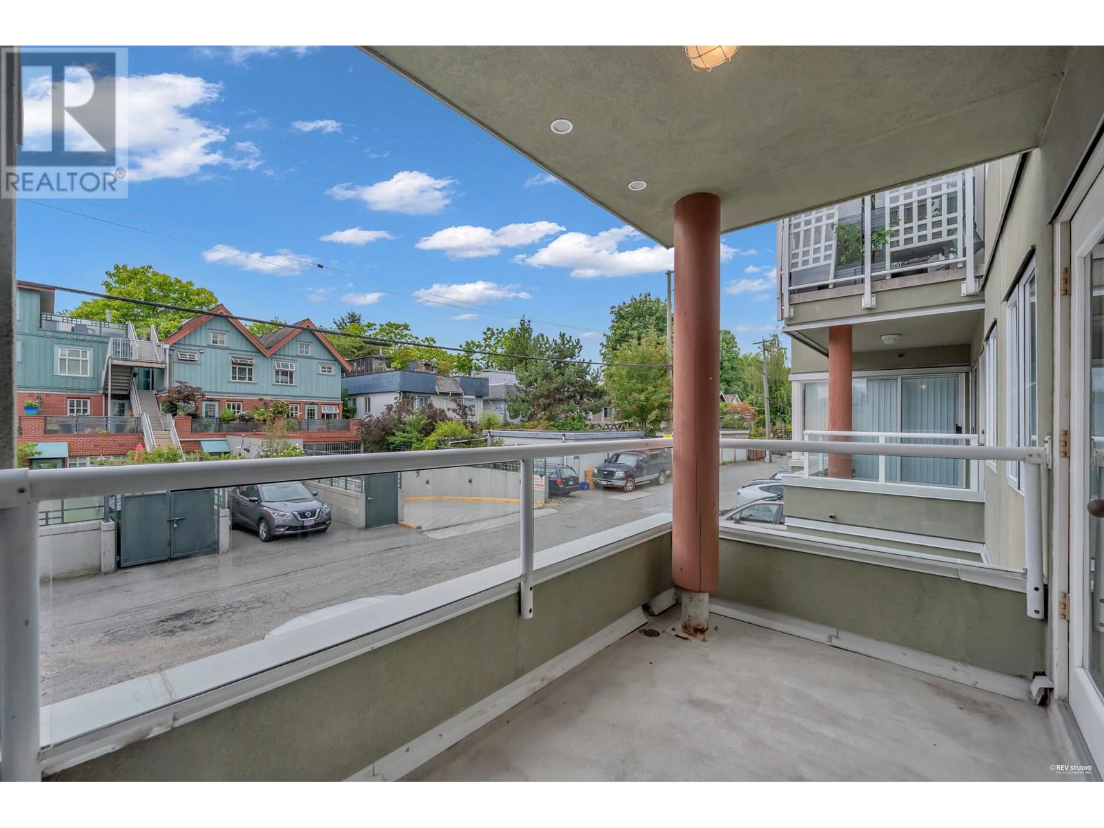 120 3250 W Broadway, Vancouver, British Columbia  V6K 2H4 - Photo 2 - R2811997