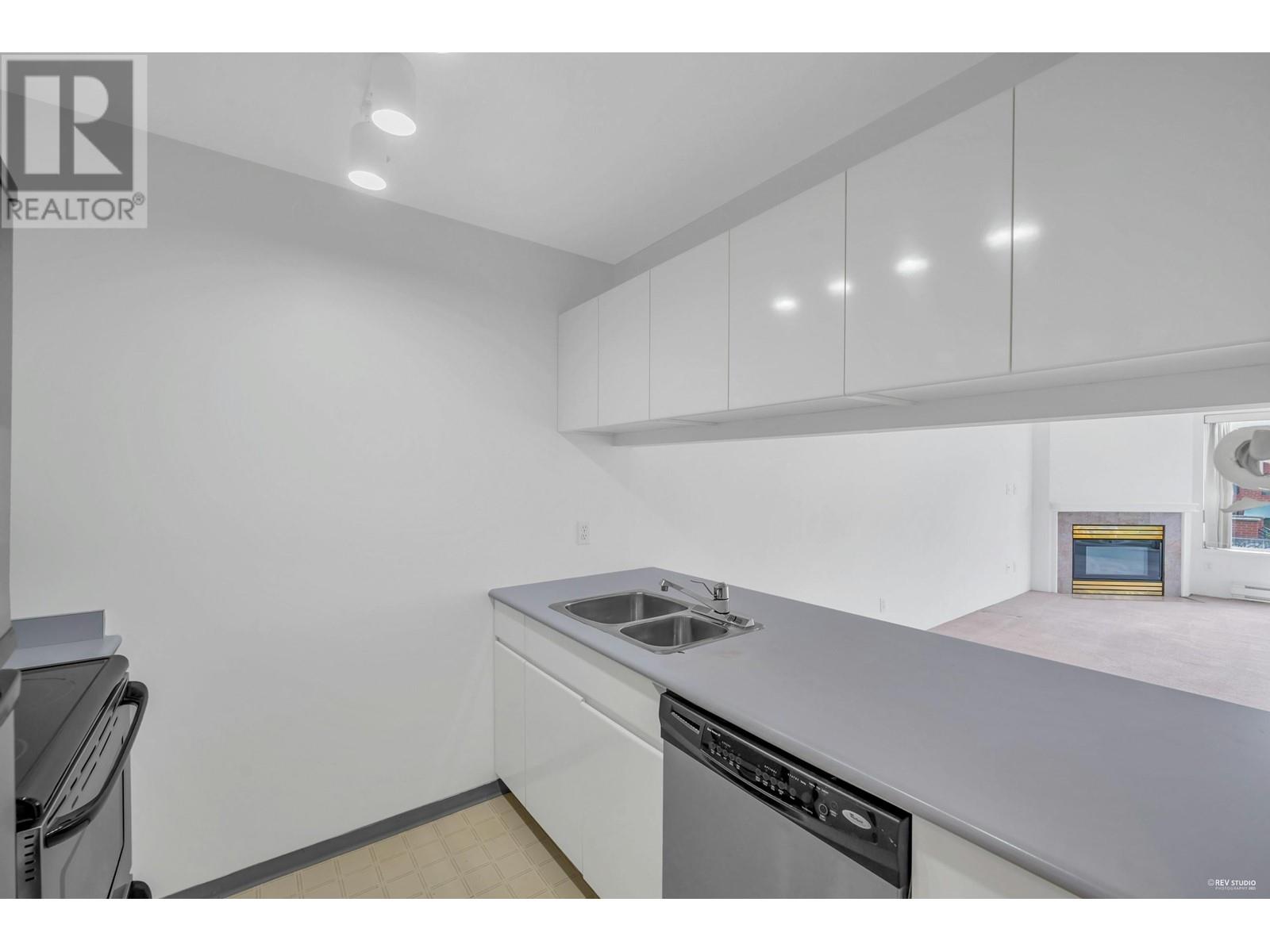 120 3250 W Broadway, Vancouver, British Columbia  V6K 2H4 - Photo 15 - R2811997