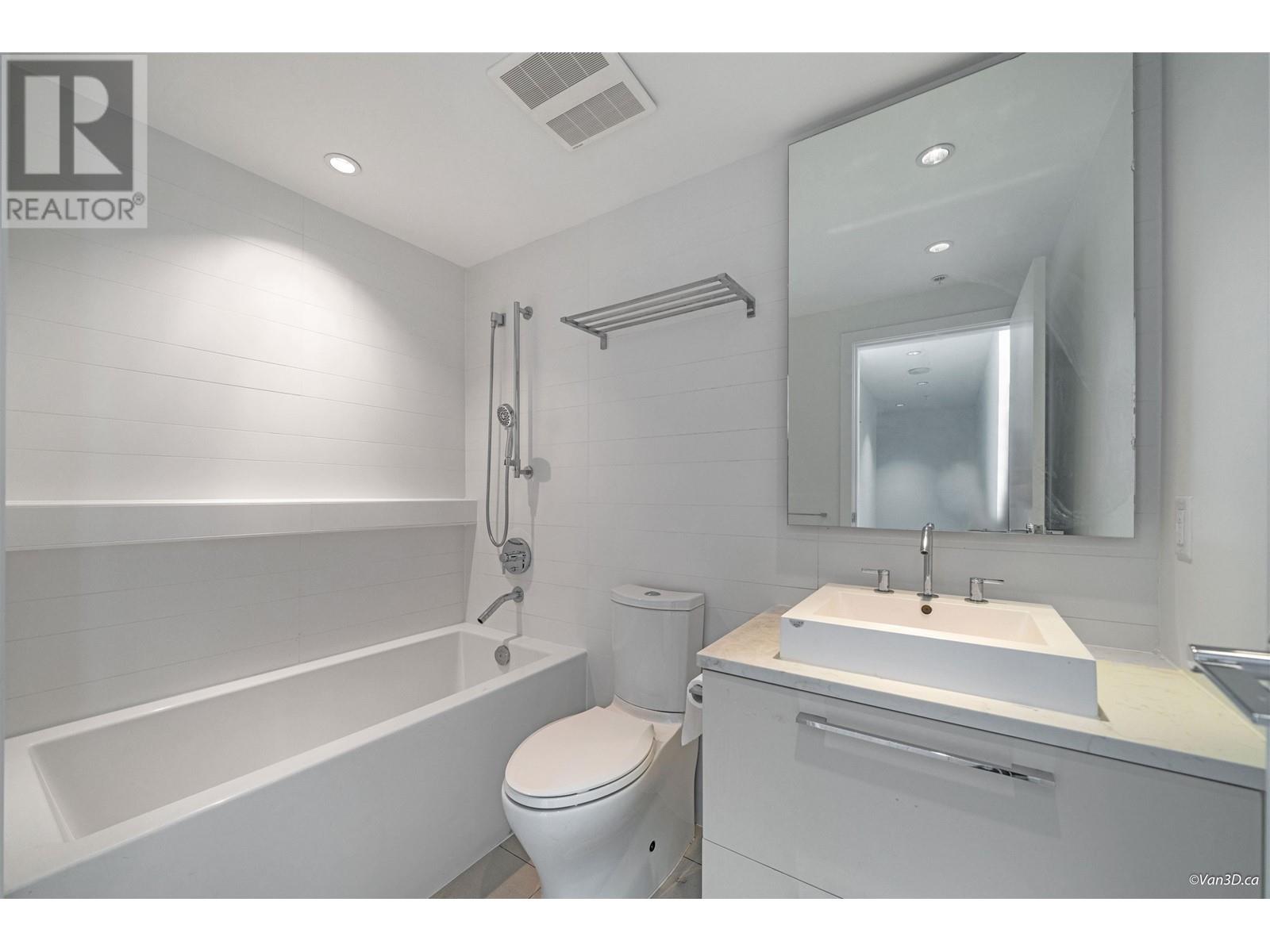 2408 7388 Kingsway, Burnaby, British Columbia  V3N 0G9 - Photo 5 - R2827640