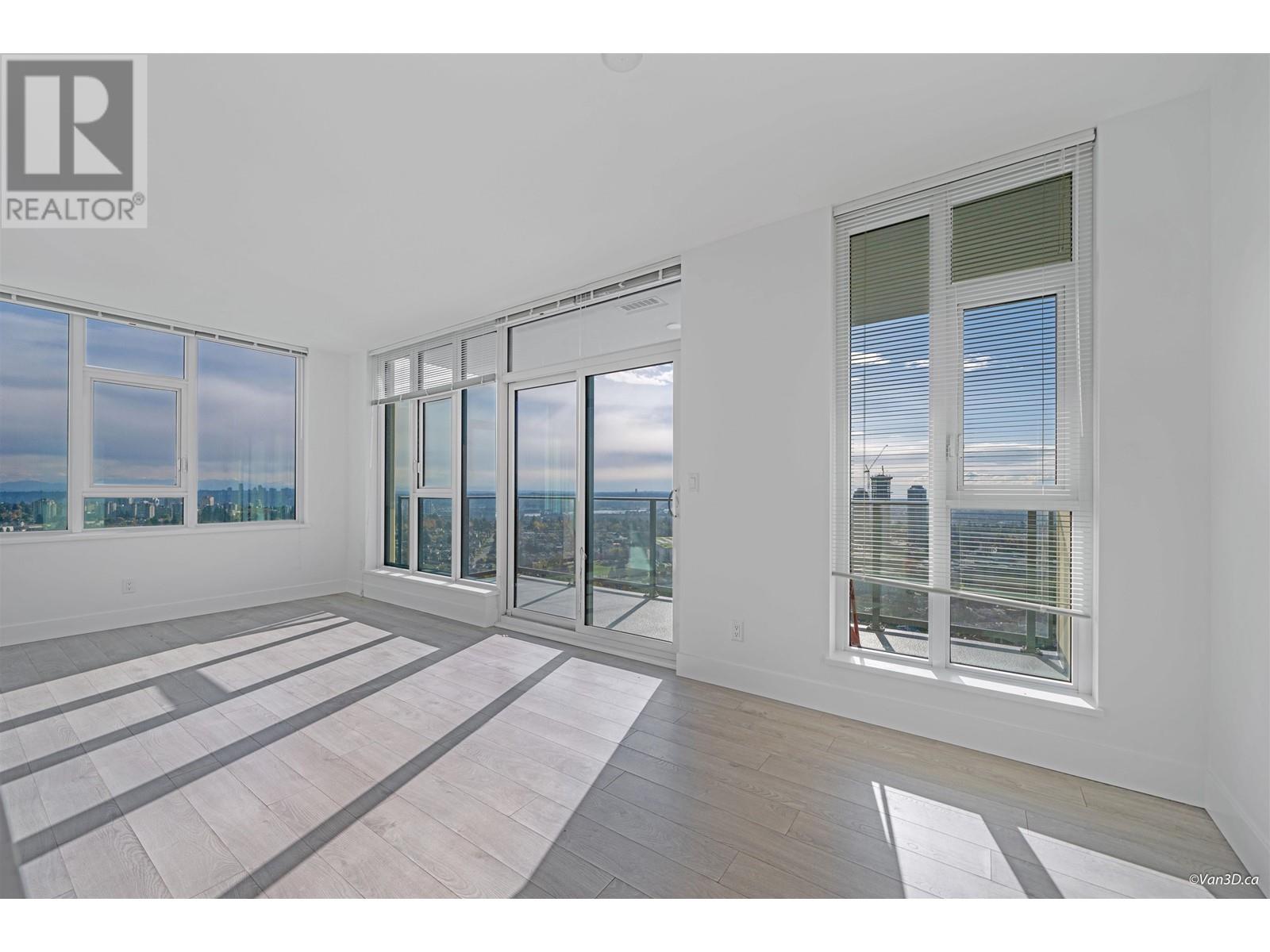 2408 7388 Kingsway, Burnaby, British Columbia  V3N 0G9 - Photo 8 - R2827640