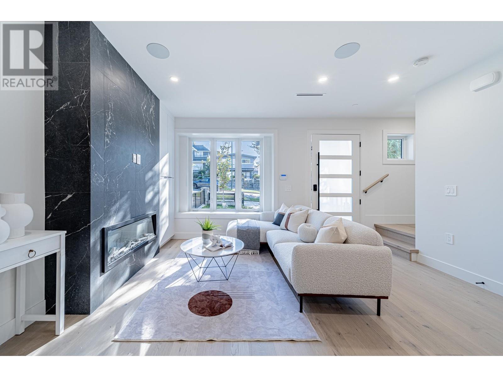 2761 E 24th Avenue, Vancouver, British Columbia  V5R 1E3 - Photo 12 - R2827837