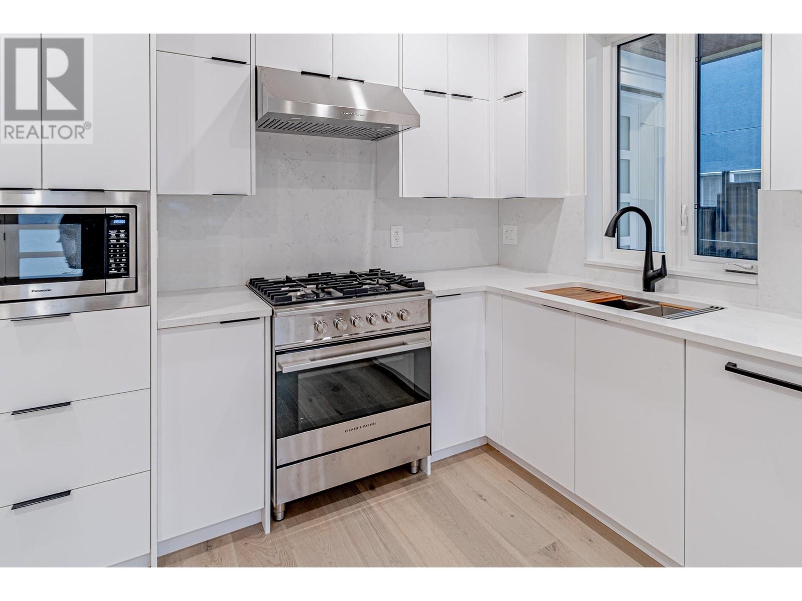 2761 E 24th Avenue, Vancouver, British Columbia  V5R 1E3 - Photo 8 - R2827837