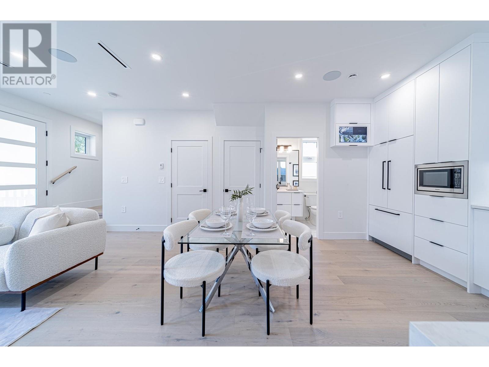 2761 E 24th Avenue, Vancouver, British Columbia  V5R 1E3 - Photo 11 - R2827837
