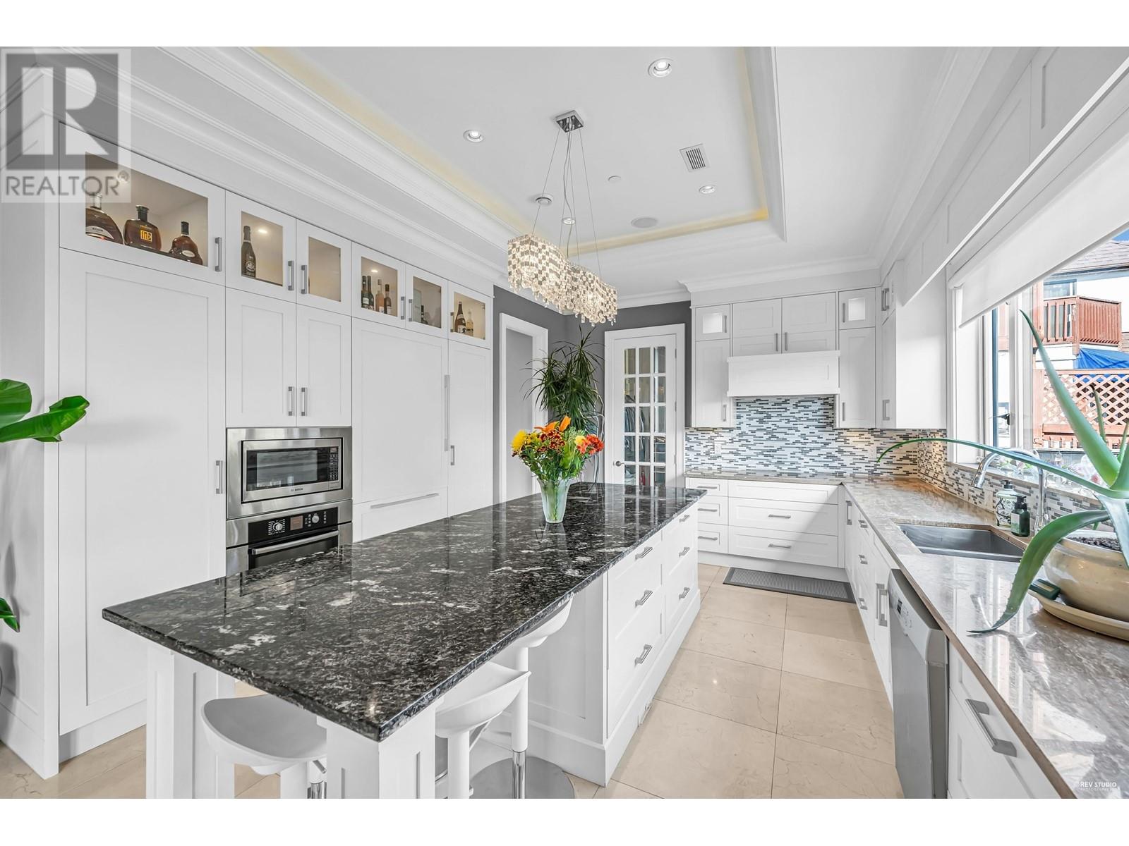 5578 Elizabeth Street, Vancouver, British Columbia  V5Y 3J9 - Photo 13 - R2827817