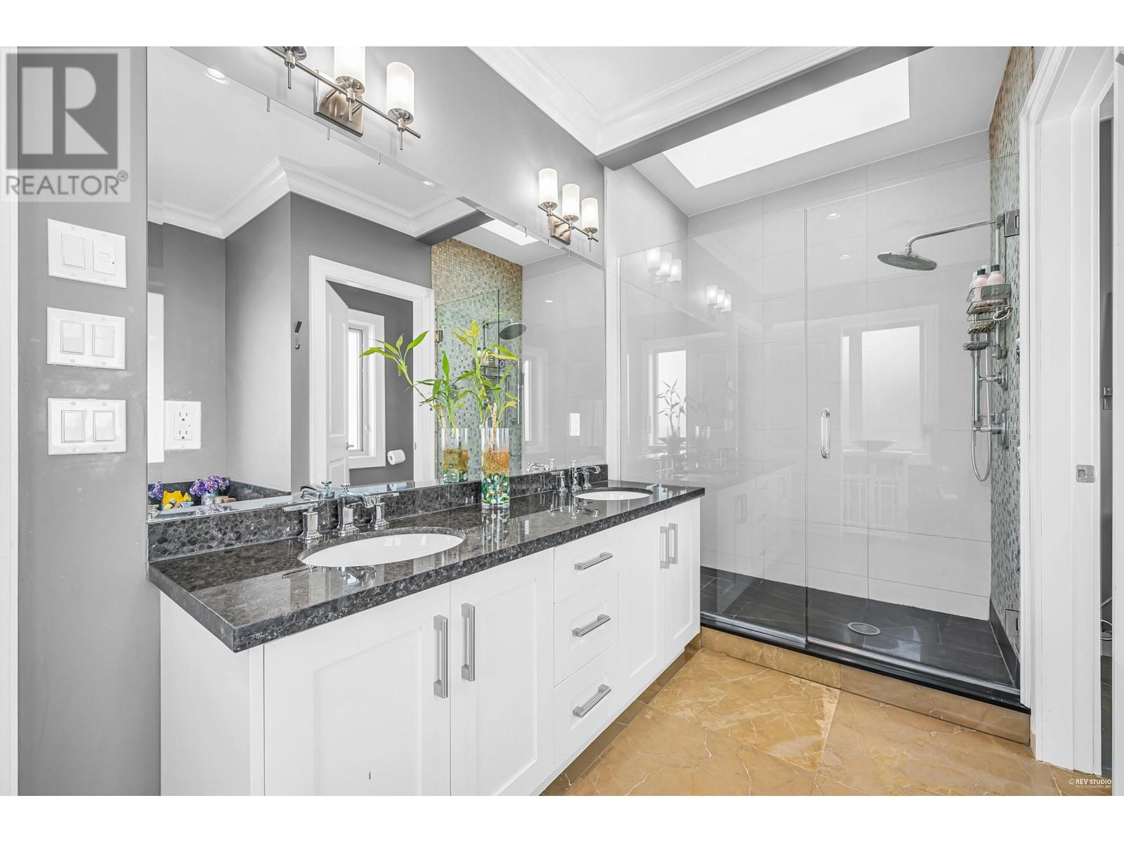 5578 Elizabeth Street, Vancouver, British Columbia  V5Y 3J9 - Photo 22 - R2827817
