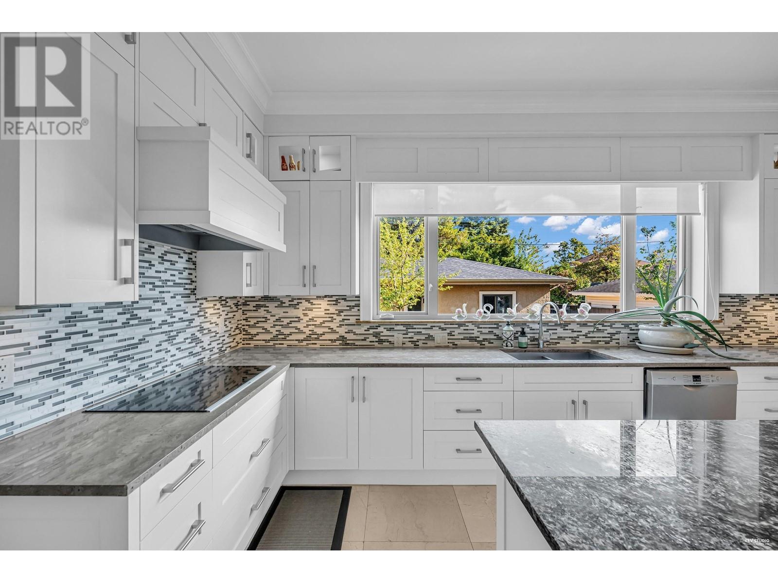 5578 Elizabeth Street, Vancouver, British Columbia  V5Y 3J9 - Photo 10 - R2827817