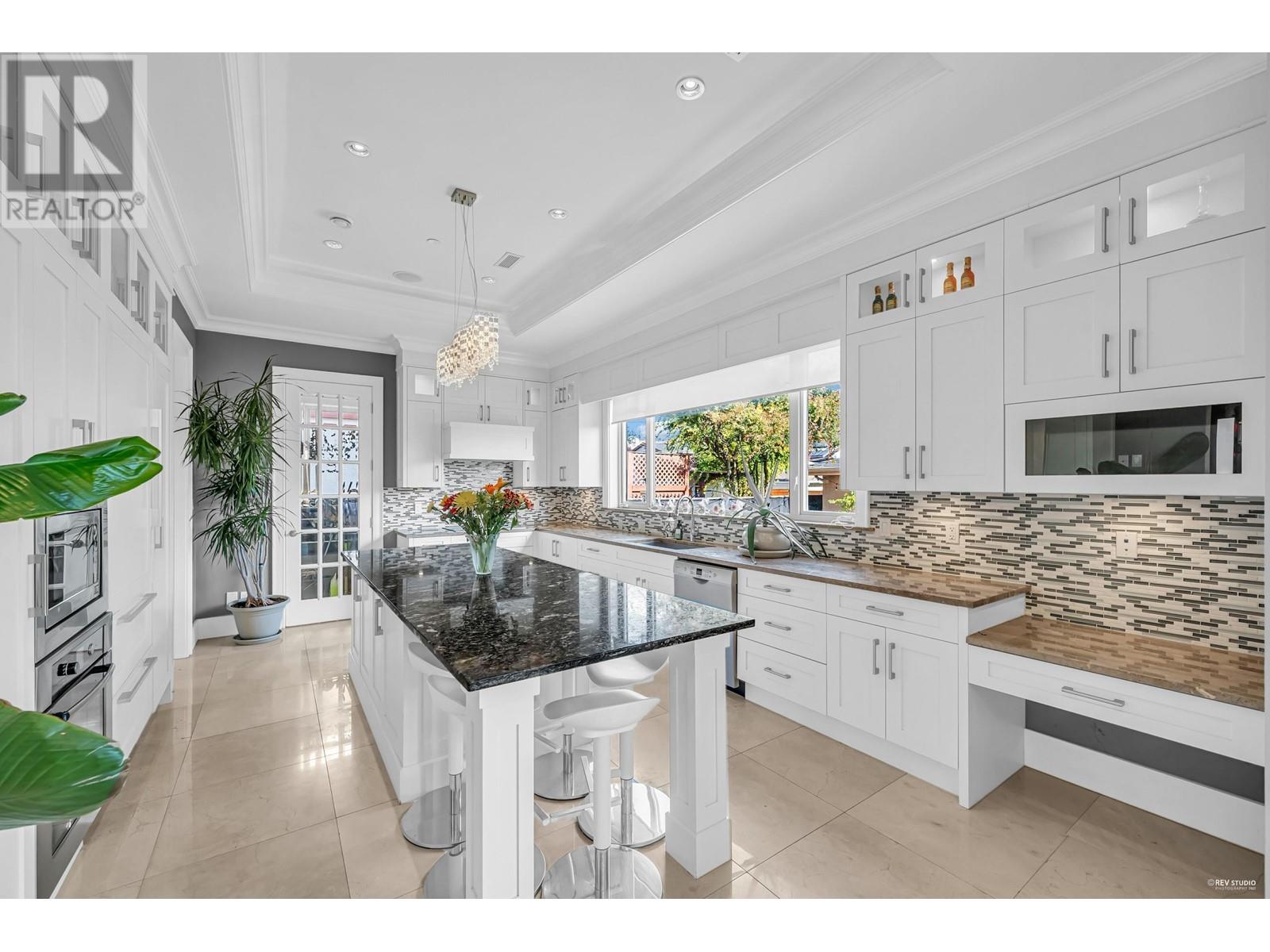 5578 Elizabeth Street, Vancouver, British Columbia  V5Y 3J9 - Photo 9 - R2827817