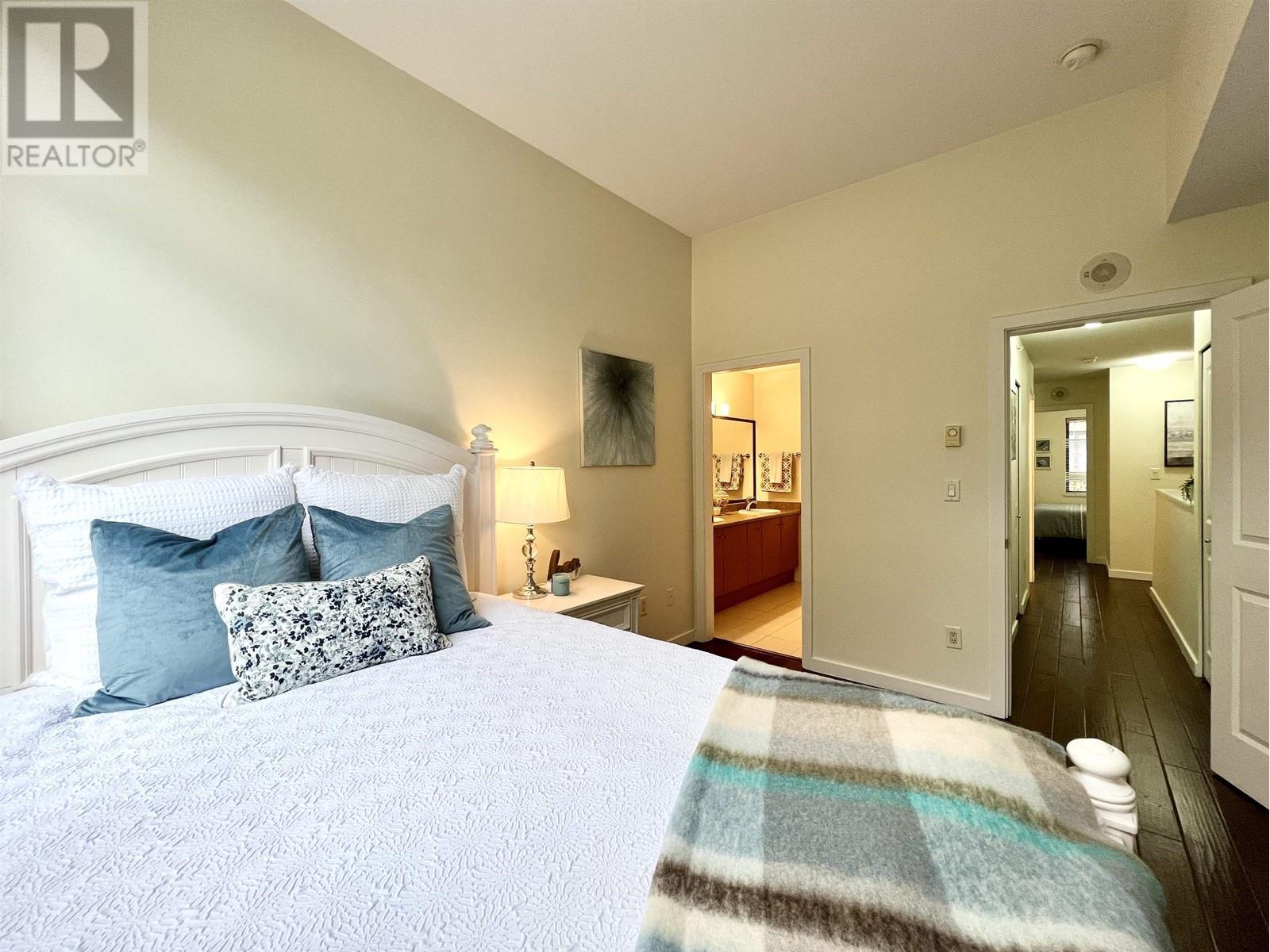 406 Westview Street, Coquitlam, British Columbia  V3K 0A3 - Photo 24 - R2827366