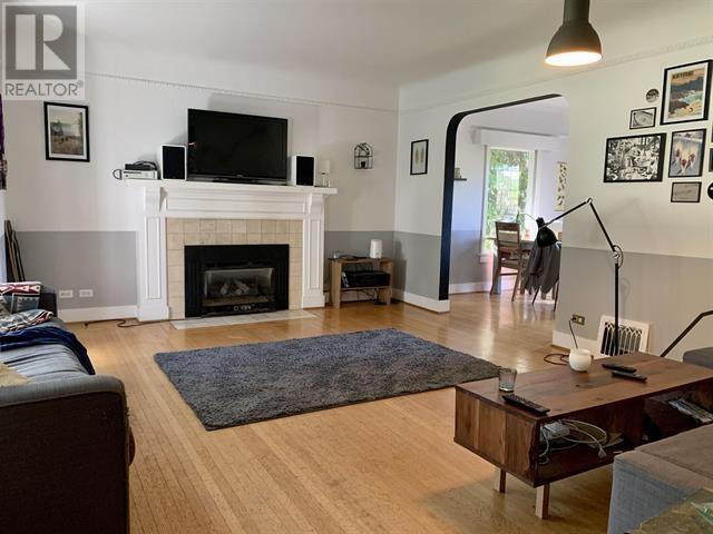 3191 W 35th Avenue, Vancouver, British Columbia  V6N 2M7 - Photo 2 - R2828164