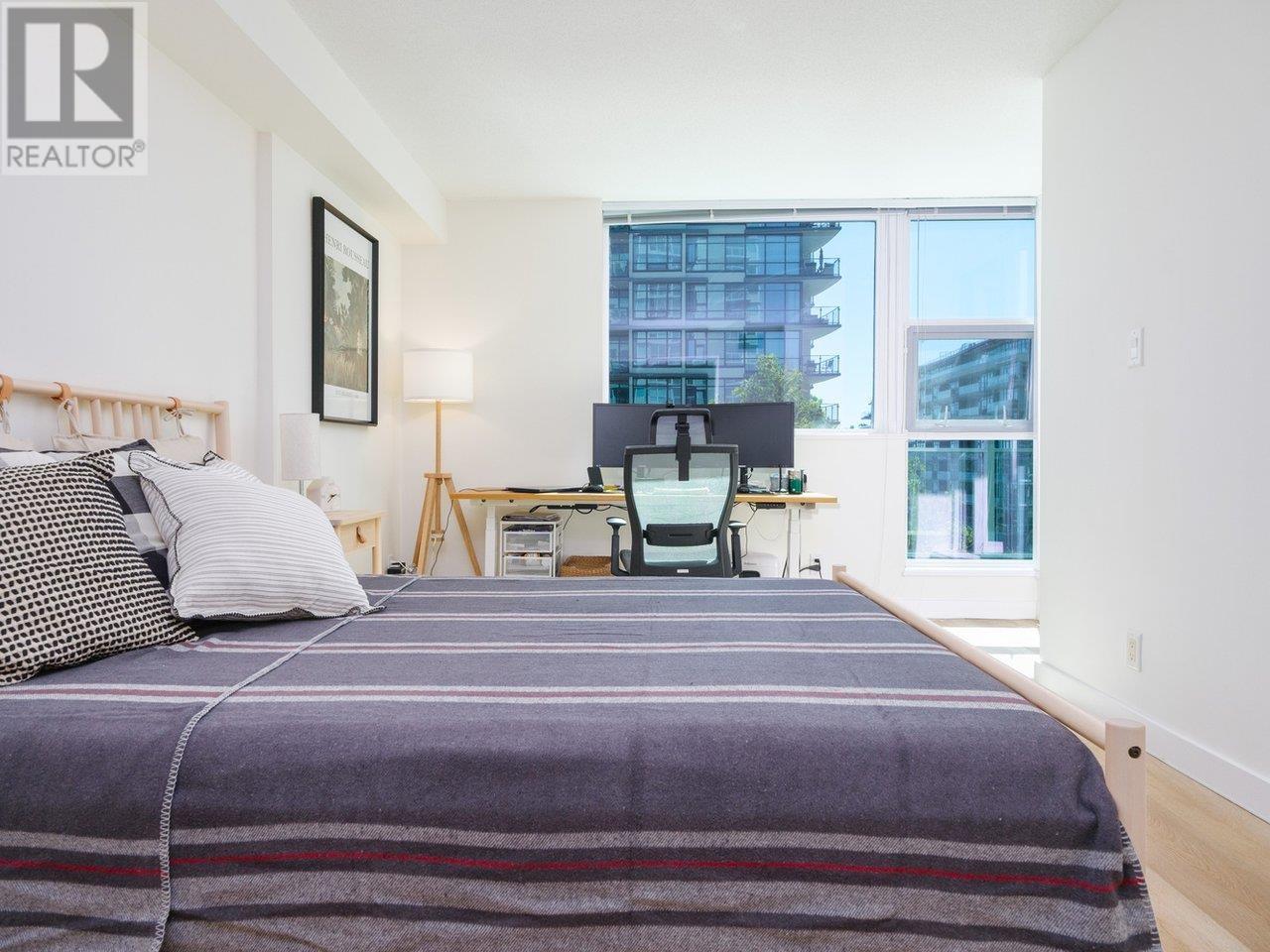 303 188 E Esplanade, North Vancouver, British Columbia  V7L 4Y1 - Photo 18 - R2804113