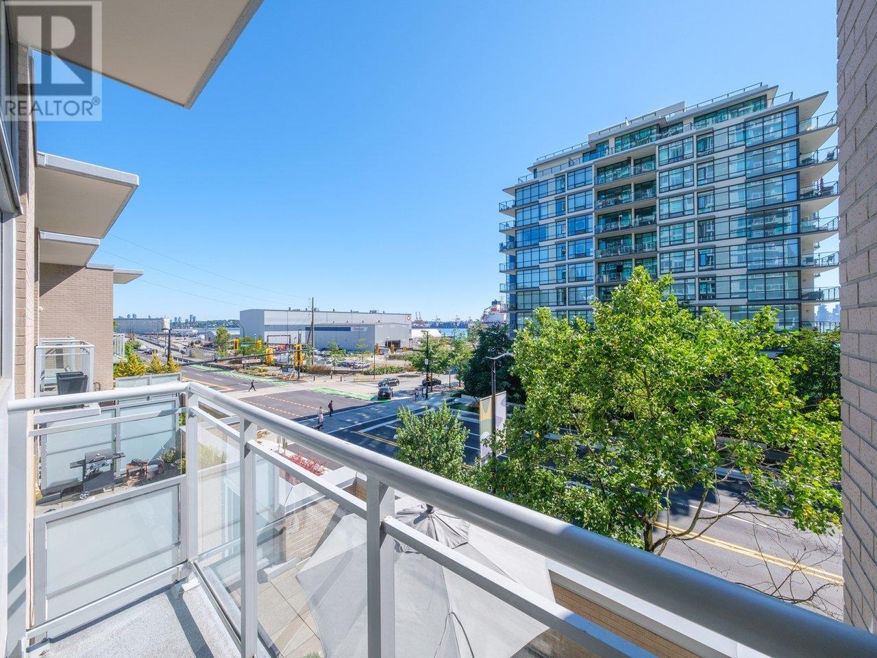 303 188 E Esplanade, North Vancouver, British Columbia  V7L 4Y1 - Photo 29 - R2804113