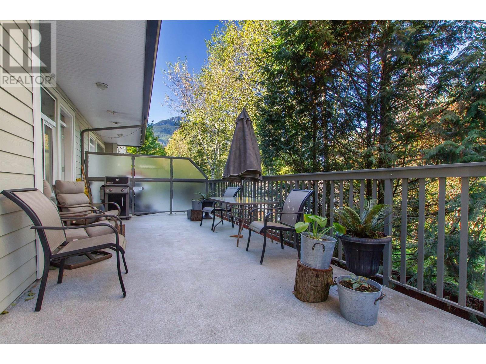 33 40632 Government Road, Squamish, British Columbia  V8B 0M7 - Photo 10 - R2828113