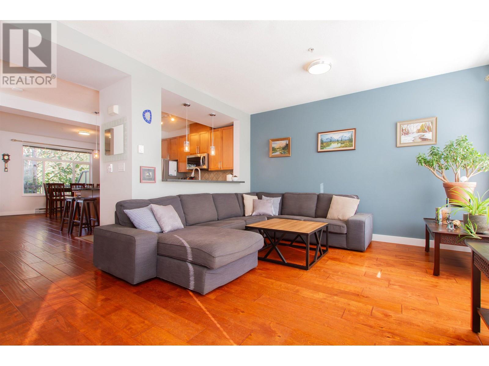 33 40632 GOVERNMENT ROAD, squamish, British Columbia