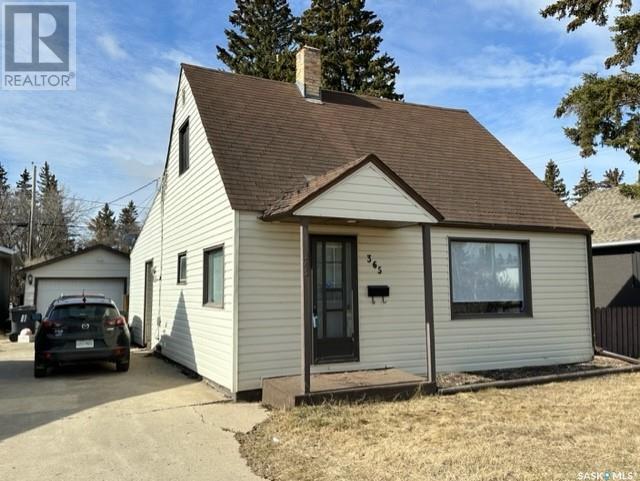 365 7th Avenue W, Melville, Saskatchewan  S0A 2P0 - Photo 1 - SK942575