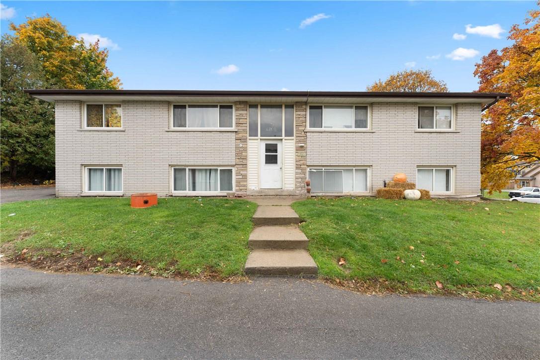 258 South Drive, Simcoe, Ontario  N3Y 1G8 - Photo 2 - H4178281