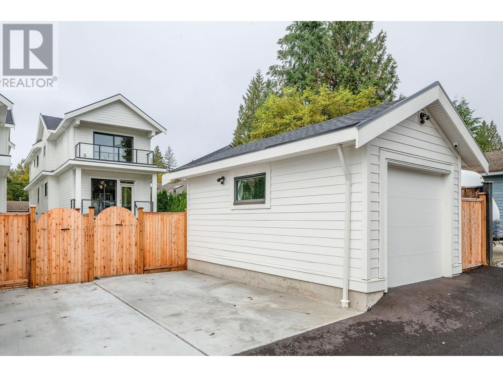 1742 Bewicke Avenue, North Vancouver, British Columbia  V7M 3C4 - Photo 24 - R2824863