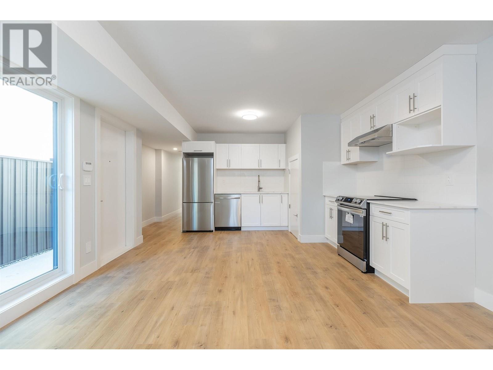 1742 Bewicke Avenue, North Vancouver, British Columbia  V7M 3C4 - Photo 18 - R2824863