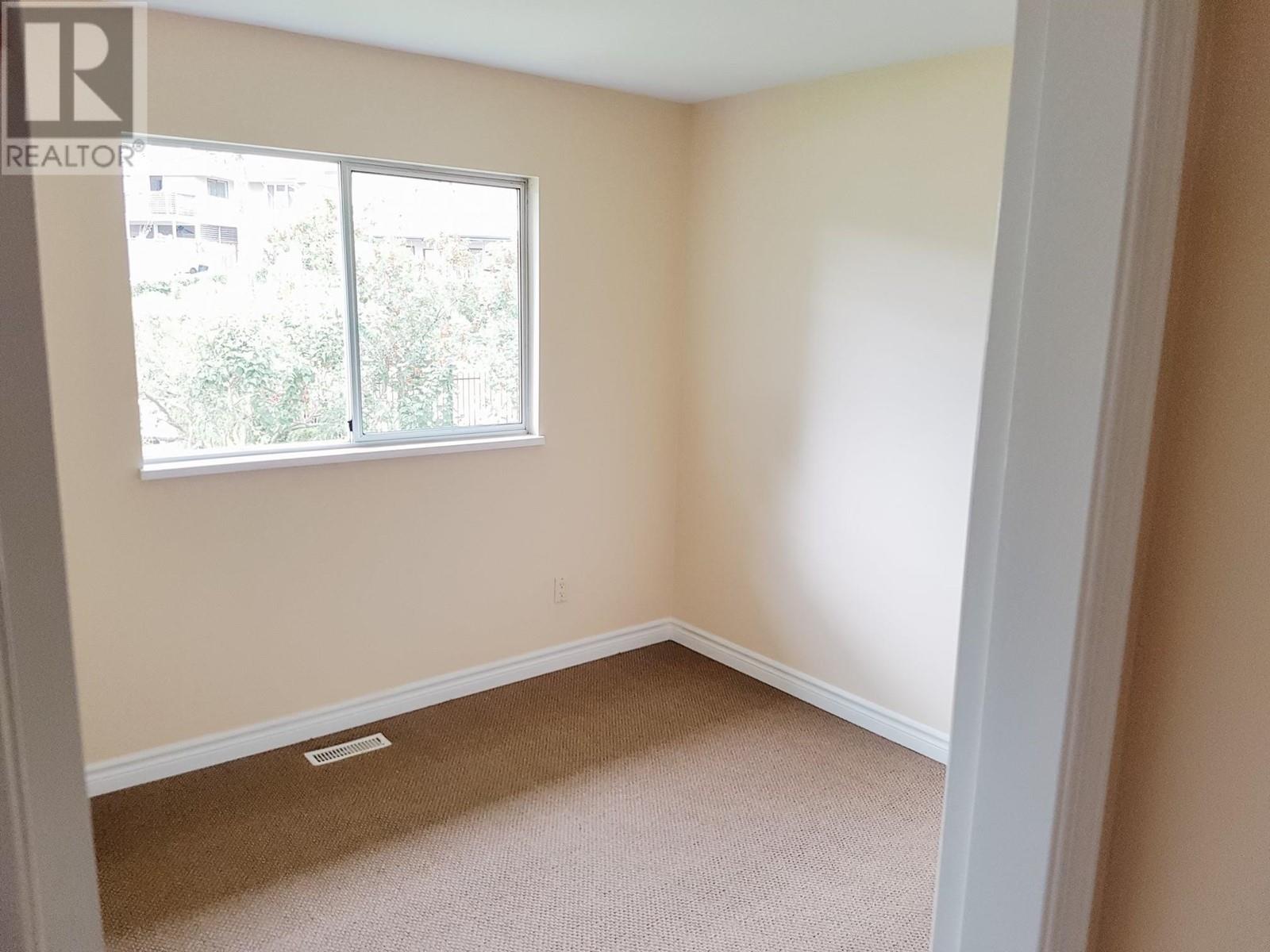 336 E Sixth Avenue, New Westminster, British Columbia  V3L 4H3 - Photo 9 - R2827266