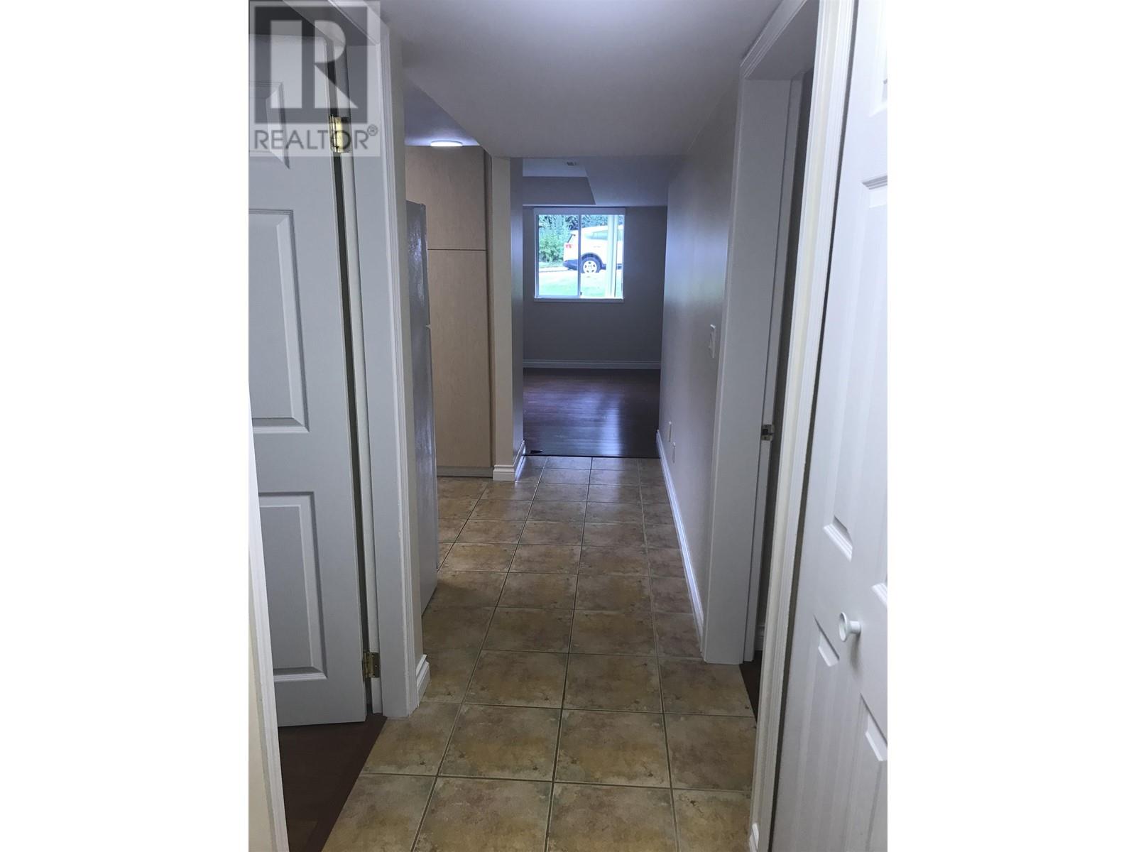 336 E Sixth Avenue, New Westminster, British Columbia  V3L 4H3 - Photo 6 - R2827266