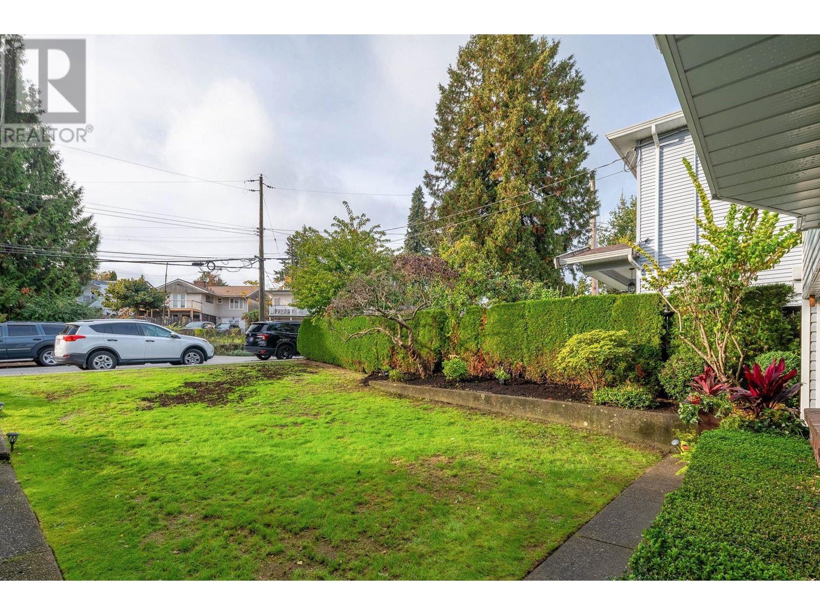 336 E Sixth Avenue, New Westminster, British Columbia  V3L 4H3 - Photo 28 - R2827266