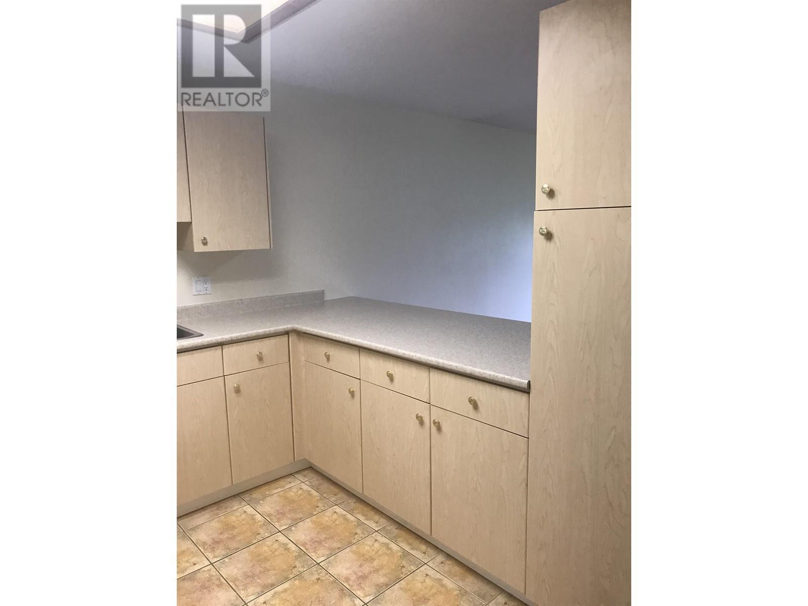 336 E Sixth Avenue, New Westminster, British Columbia  V3L 4H3 - Photo 15 - R2827266