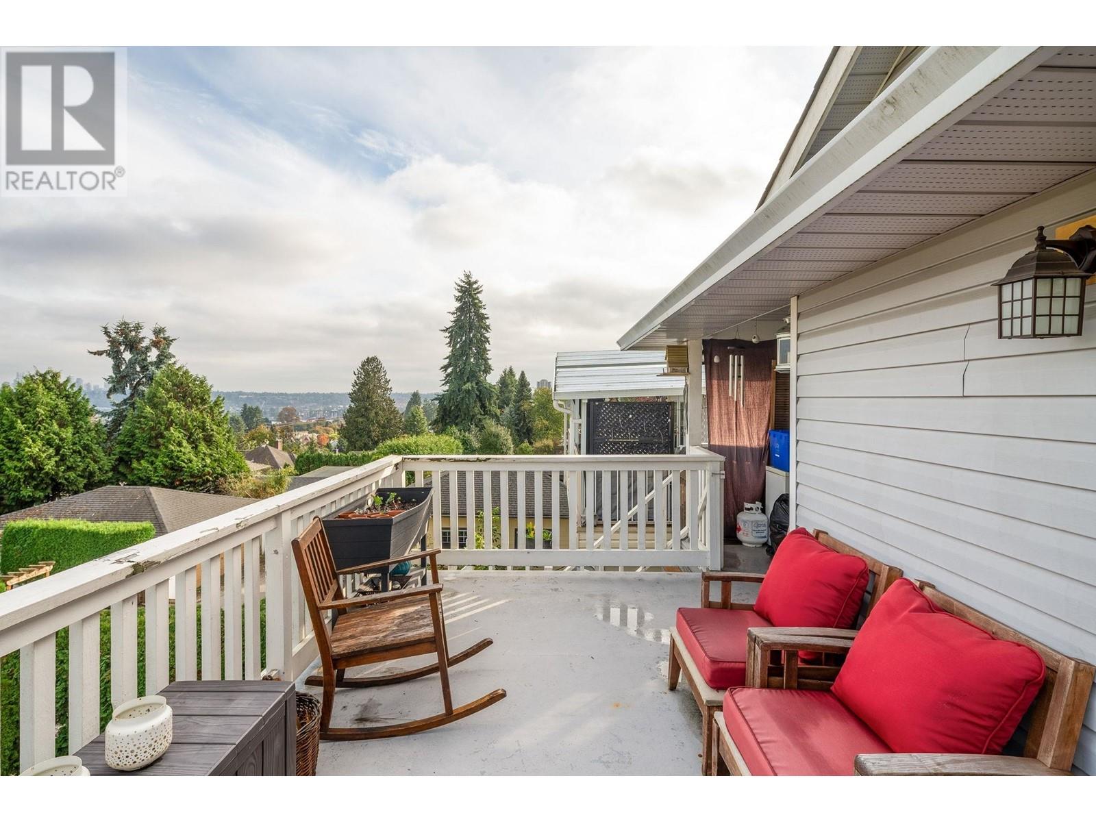 336 E Sixth Avenue, New Westminster, British Columbia  V3L 4H3 - Photo 25 - R2827266