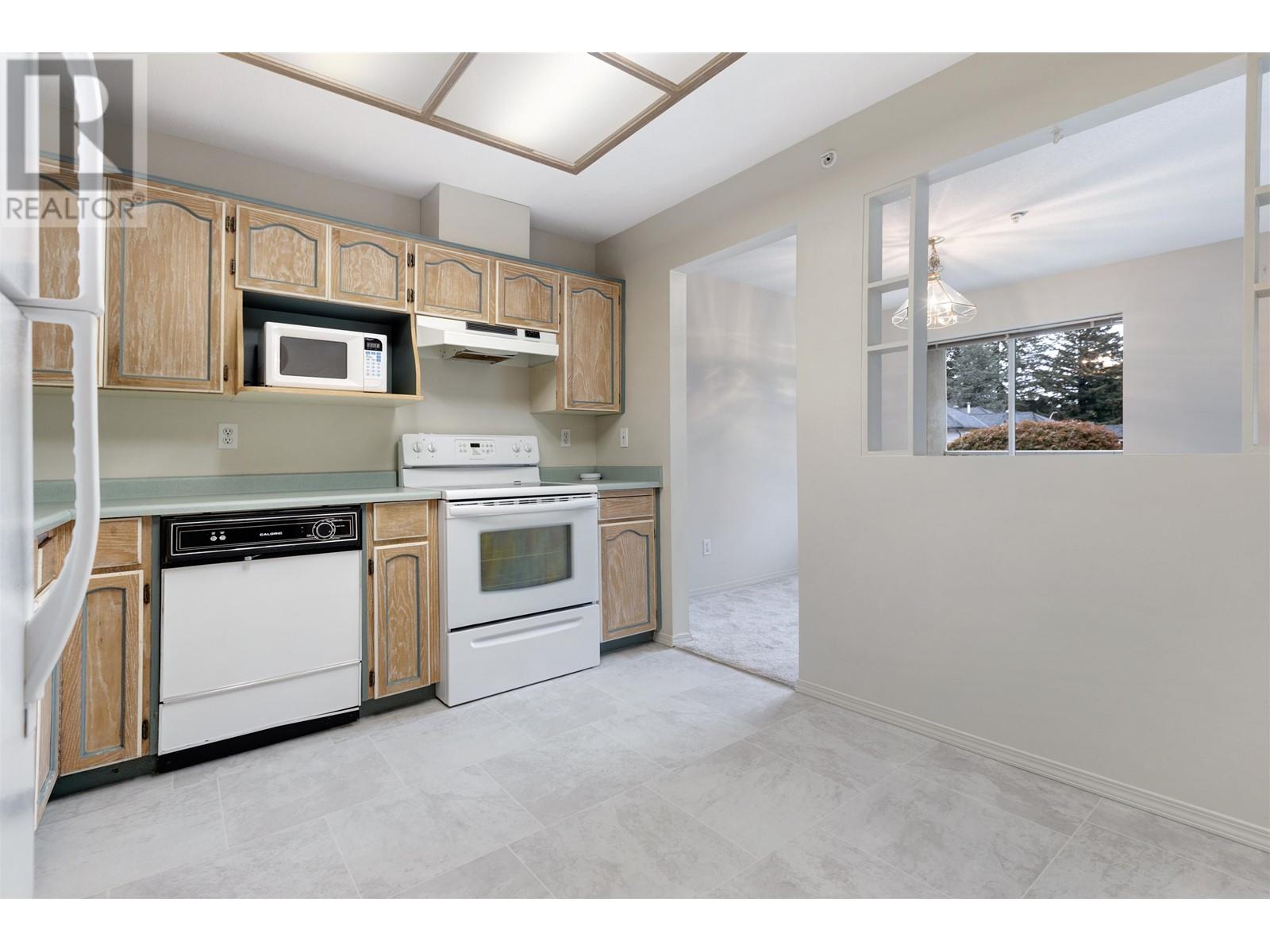 112 19236 Ford Road, Pitt Meadows, British Columbia  V3Y 2K1 - Photo 10 - R2827966
