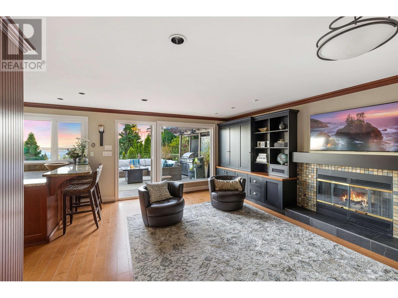 5084 Pinetree Crescent, West Vancouver, British Columbia  V7W 3B5 - Photo 11 - R2810346