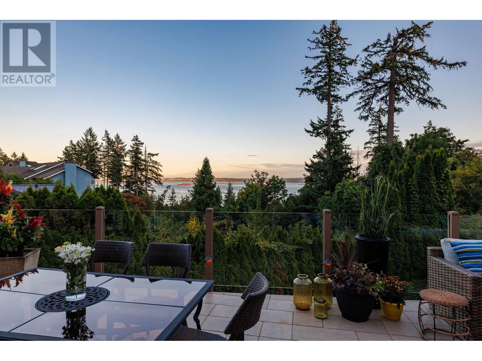 5084 Pinetree Crescent, West Vancouver, British Columbia  V7W 3B5 - Photo 31 - R2810346