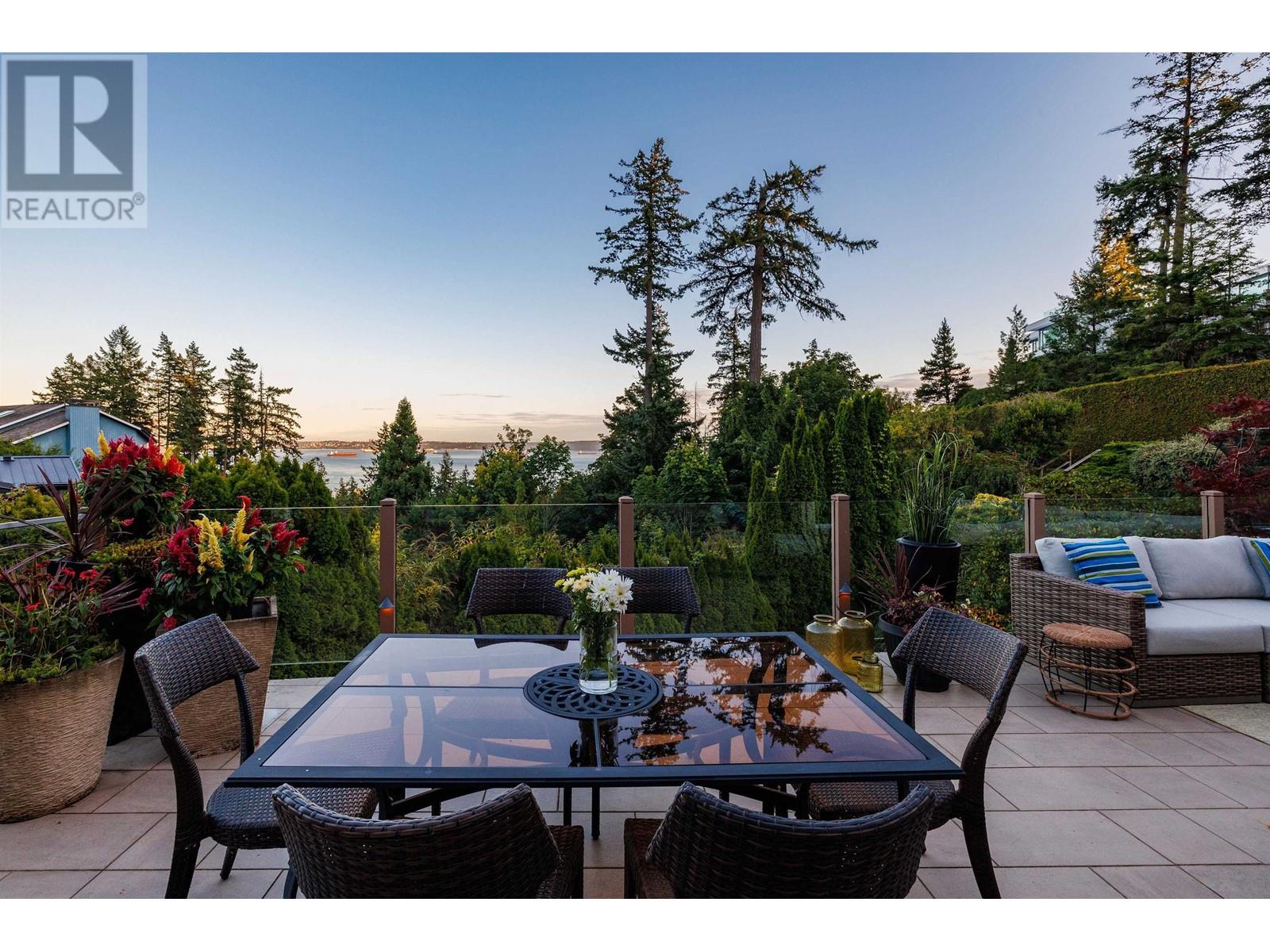 5084 Pinetree Crescent, West Vancouver, British Columbia  V7W 3B5 - Photo 25 - R2810346
