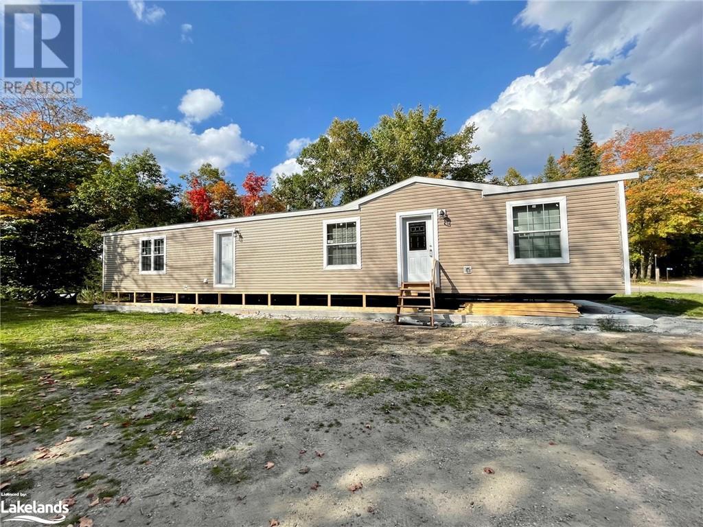 45 Tower Road Unit# 4, Mactier, Ontario  P0C 1H0 - Photo 1 - 40505786